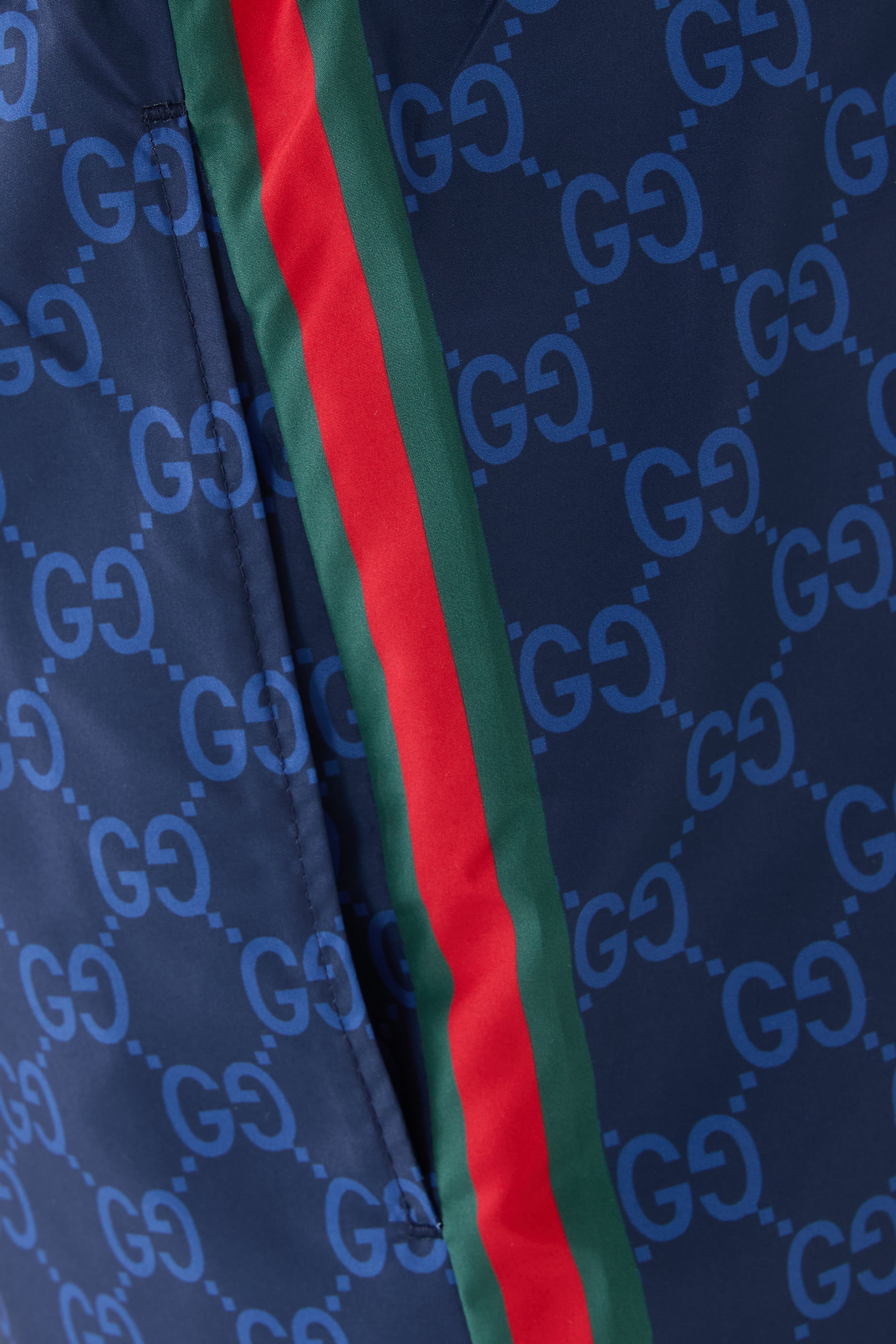 شورت سباحة بطبعات قماش بوبلين معالج