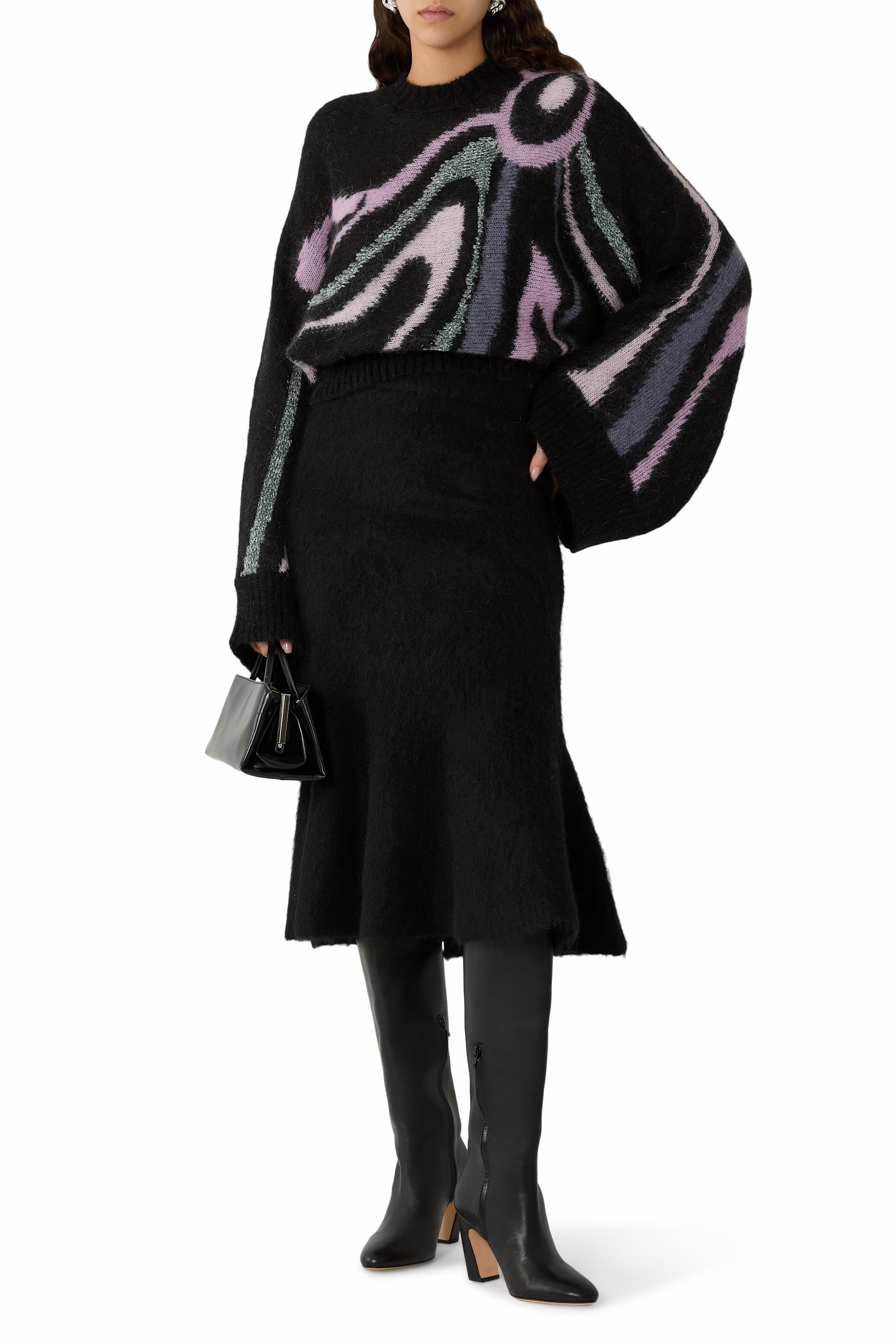 سترة مزينة بنقشة هندسية