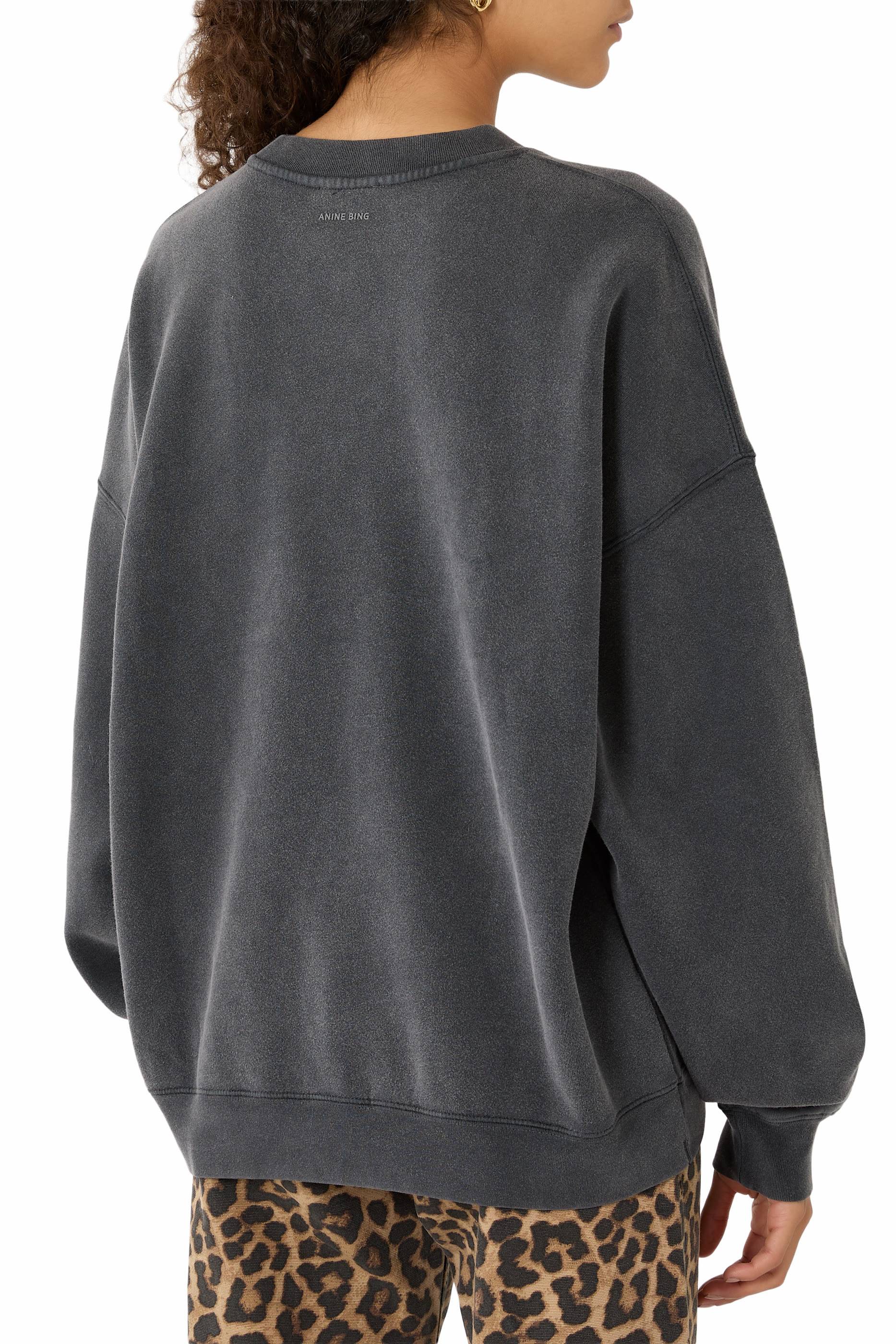 سويت شيرت مايلز بقصة فضفاضة