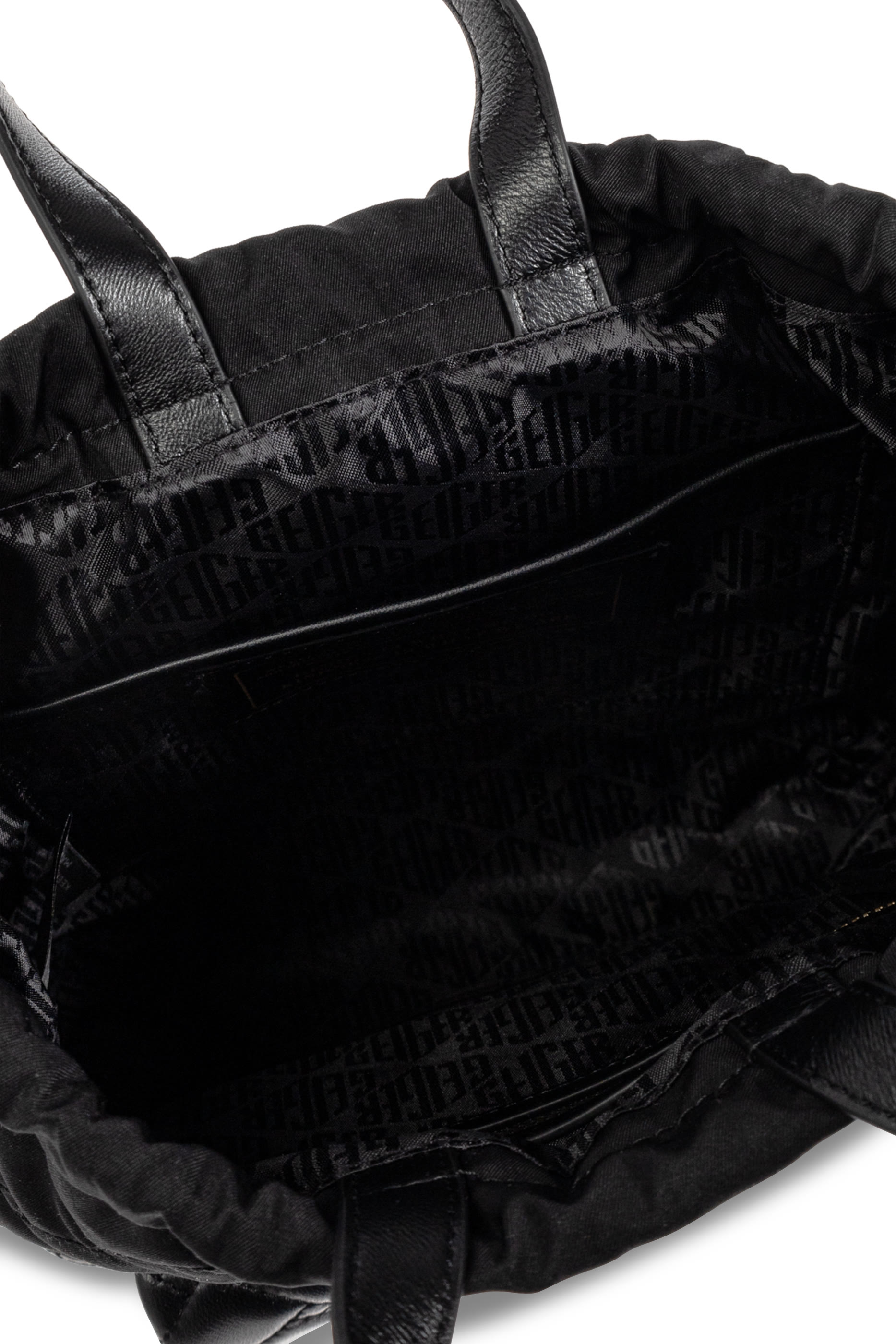 حقيبة ظهر كنسينغتون بشعار الماركة