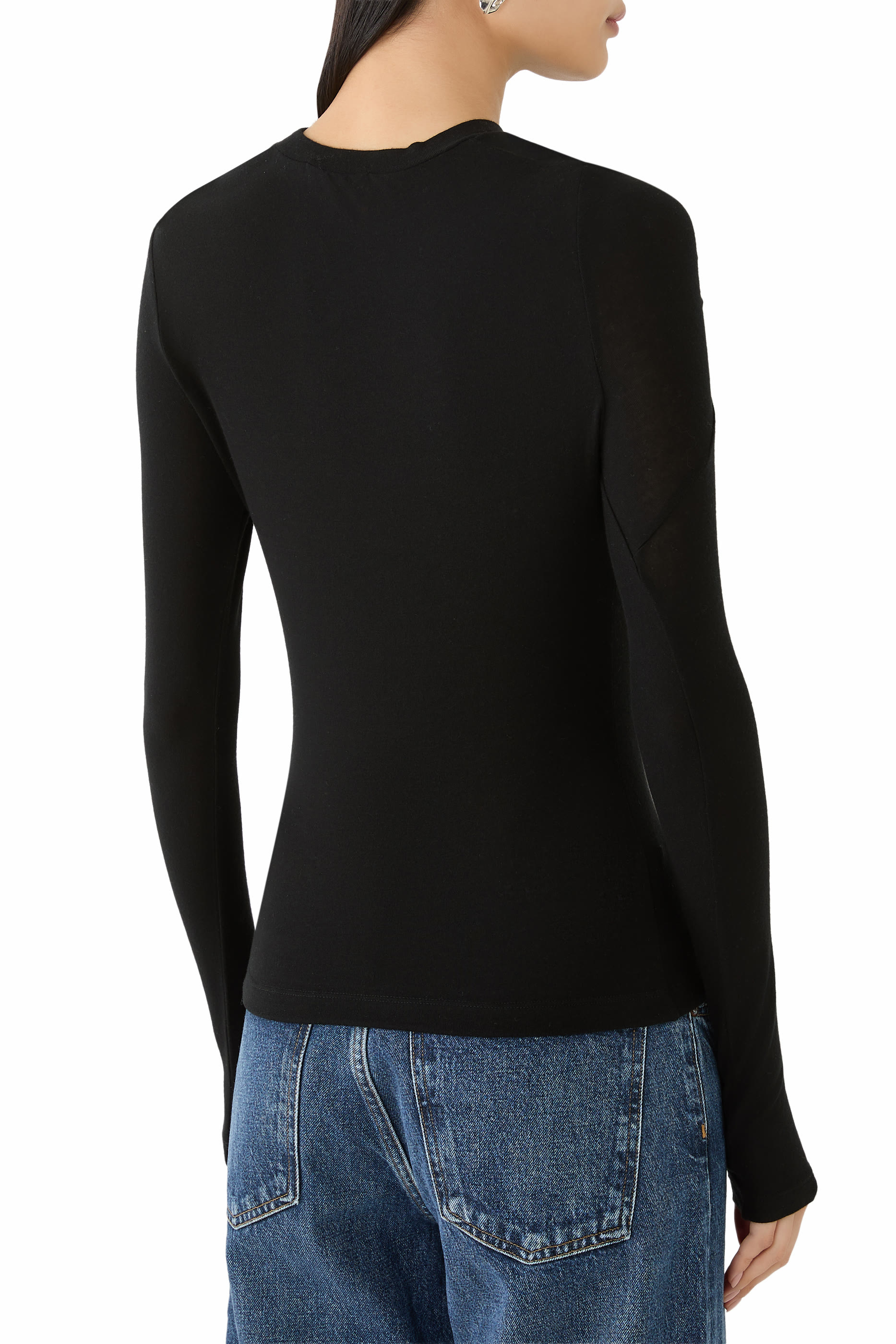 تيشيرت ليسا بأكمام طويلة