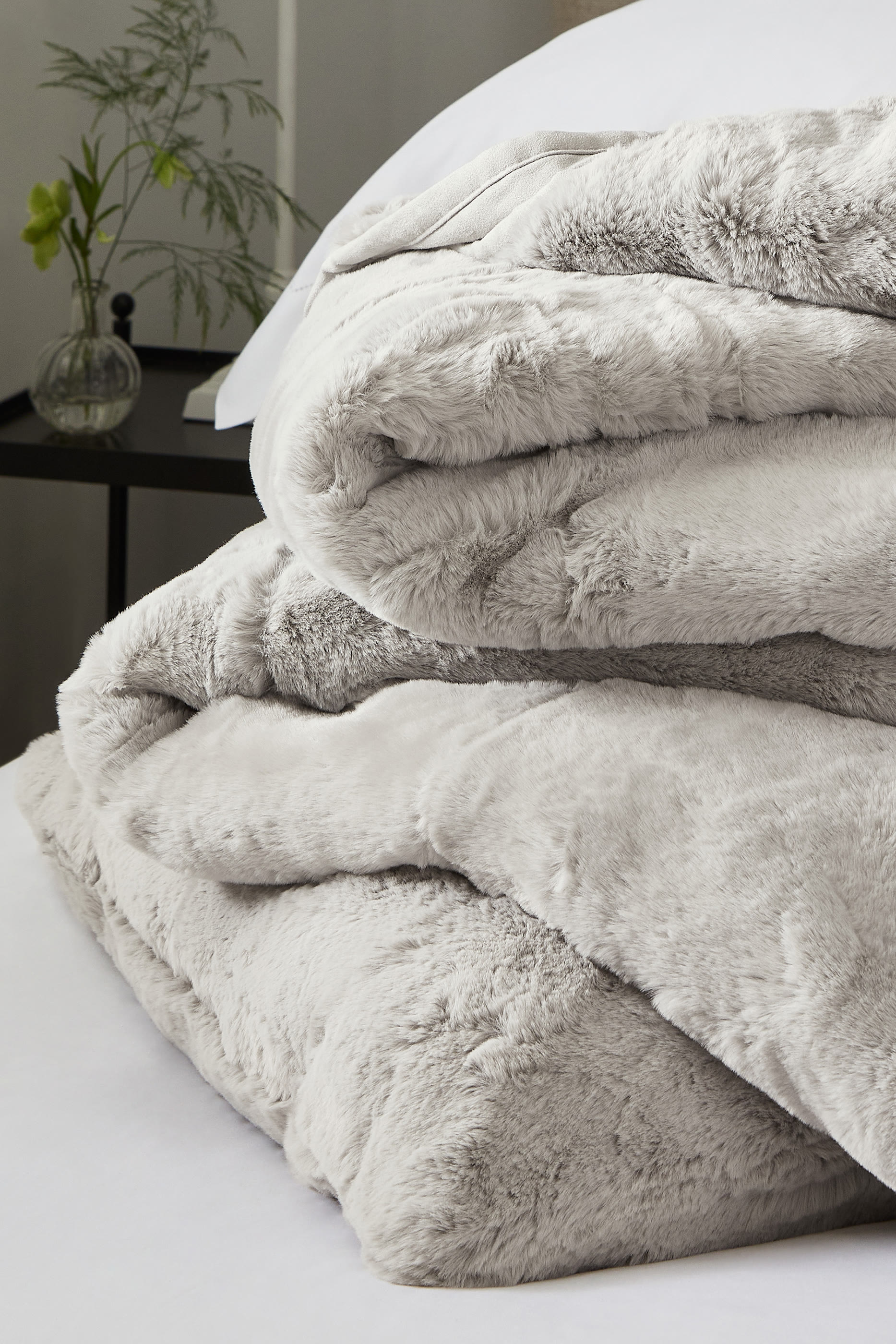 غطاء سوبر سوفت فرو صناعي