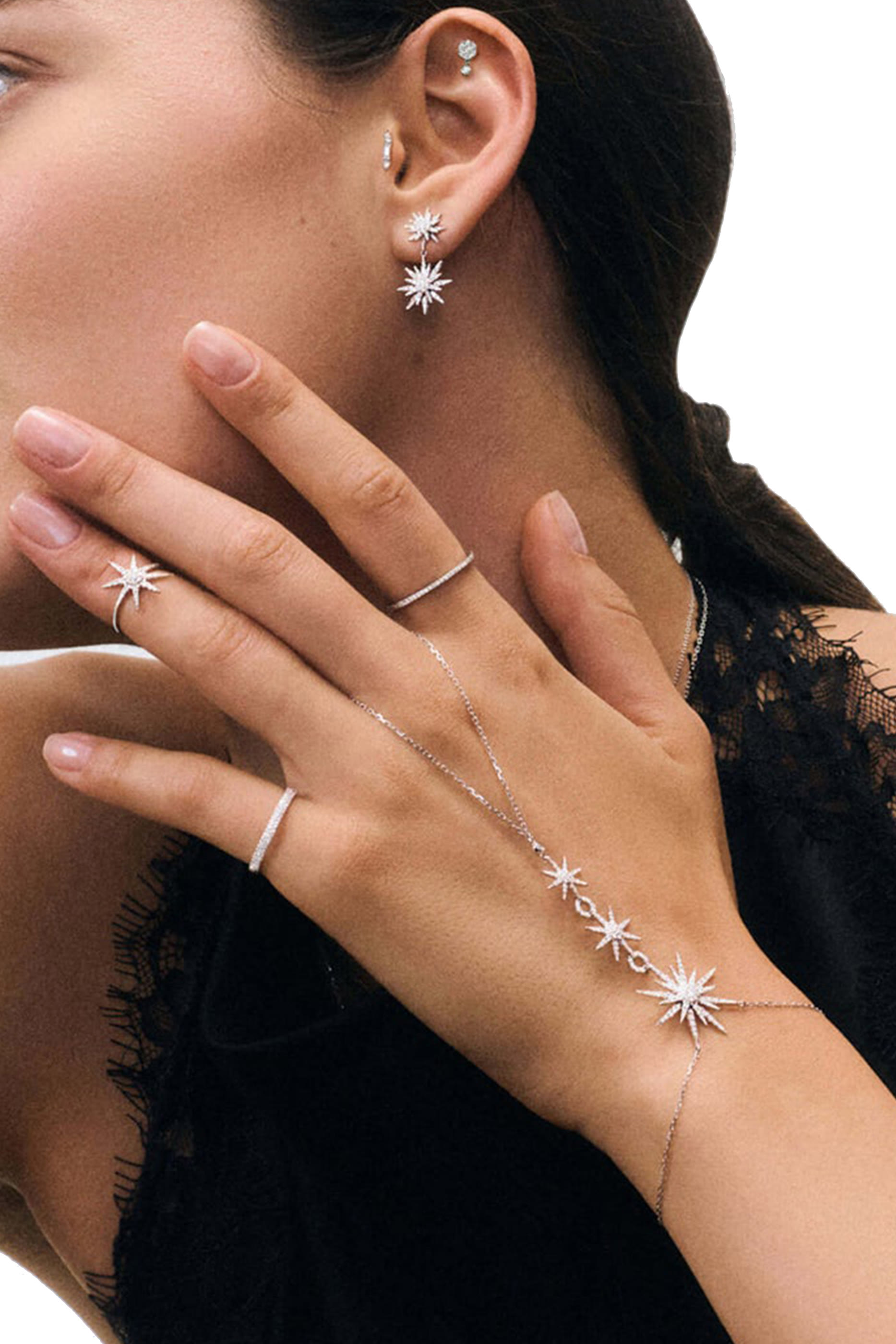 أقراط سولاي مرصعة بالماس، ذهب أبيض عيار 18