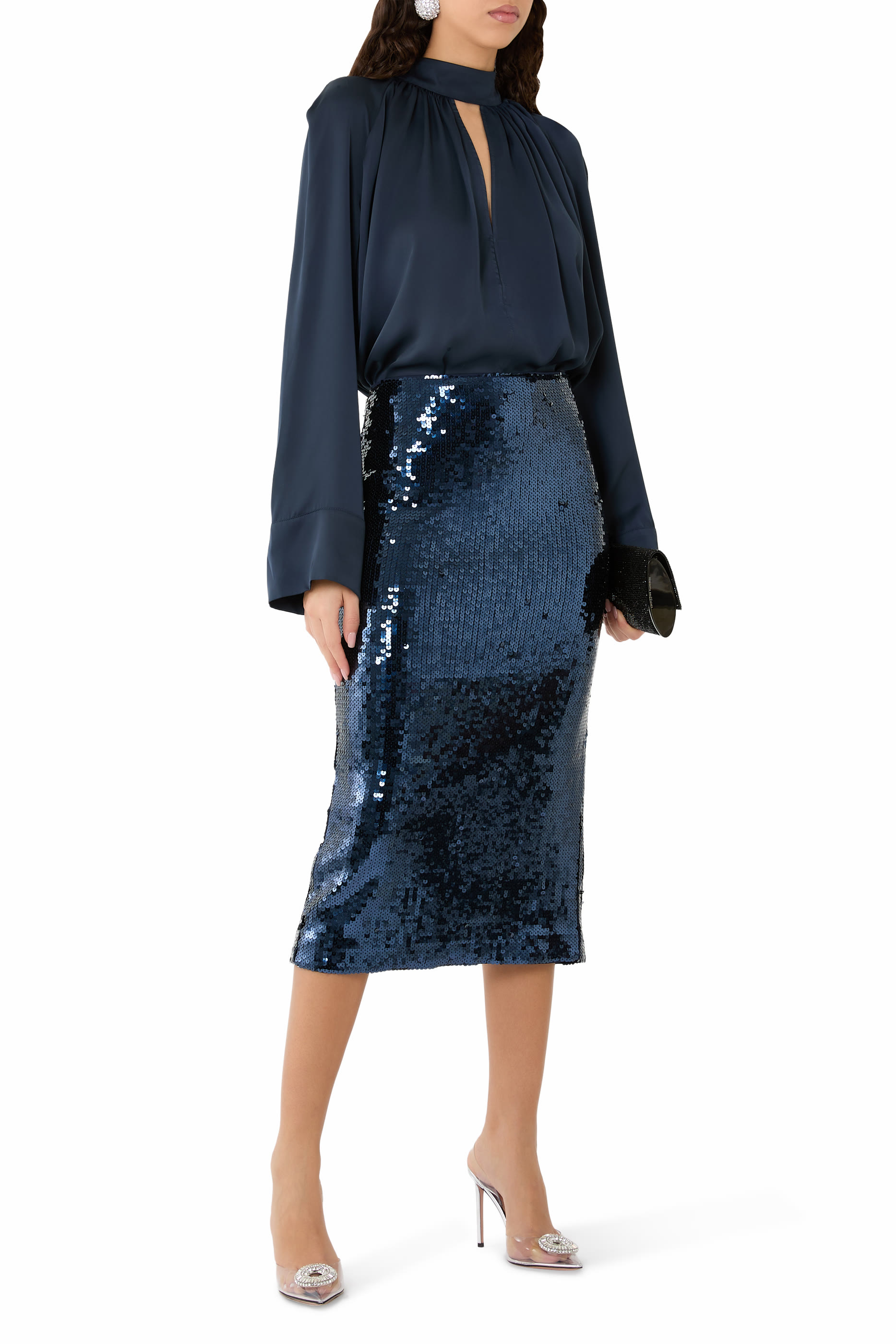 قميص بربطة ساتان