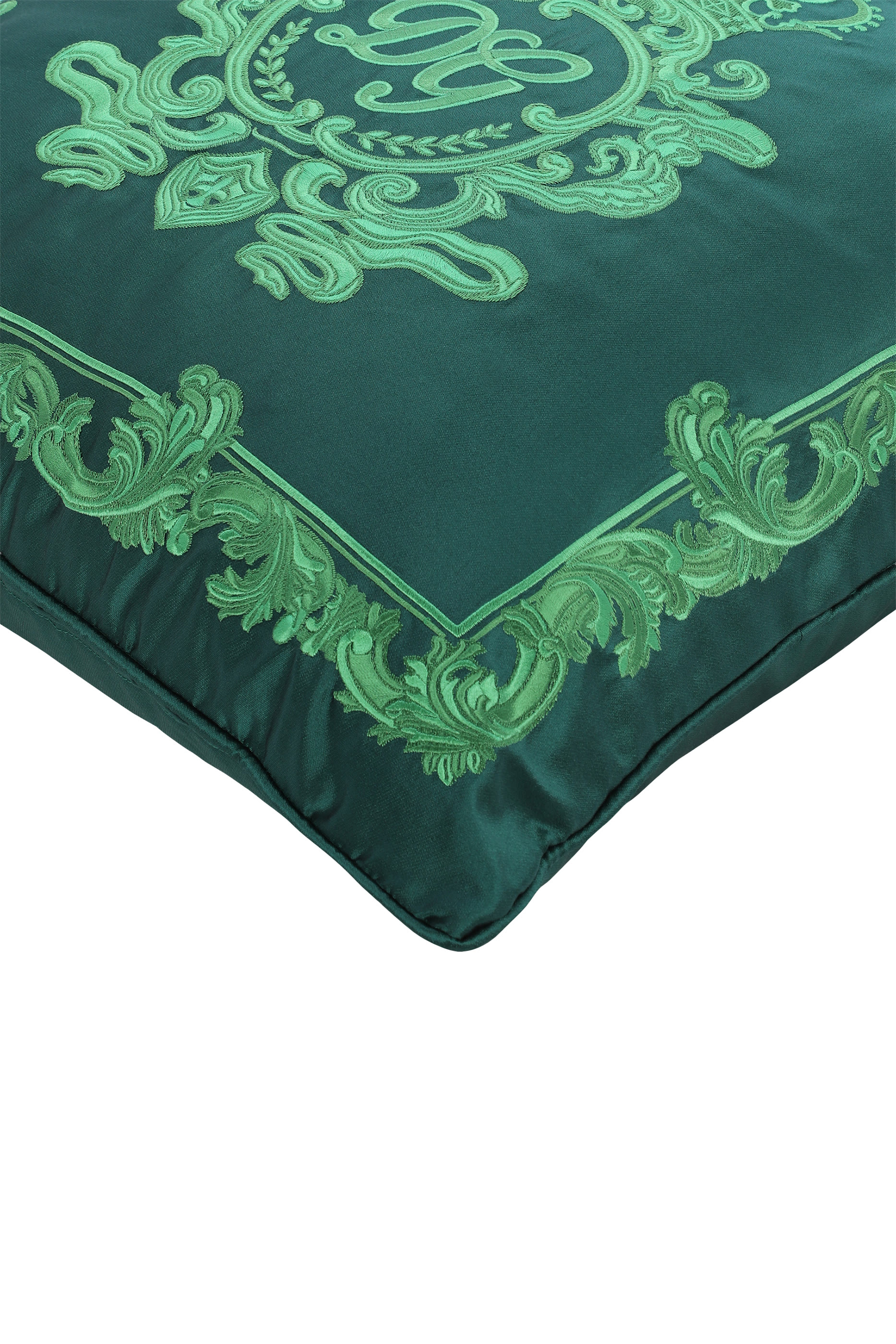 وسادة متوسطة حرير ميكادو