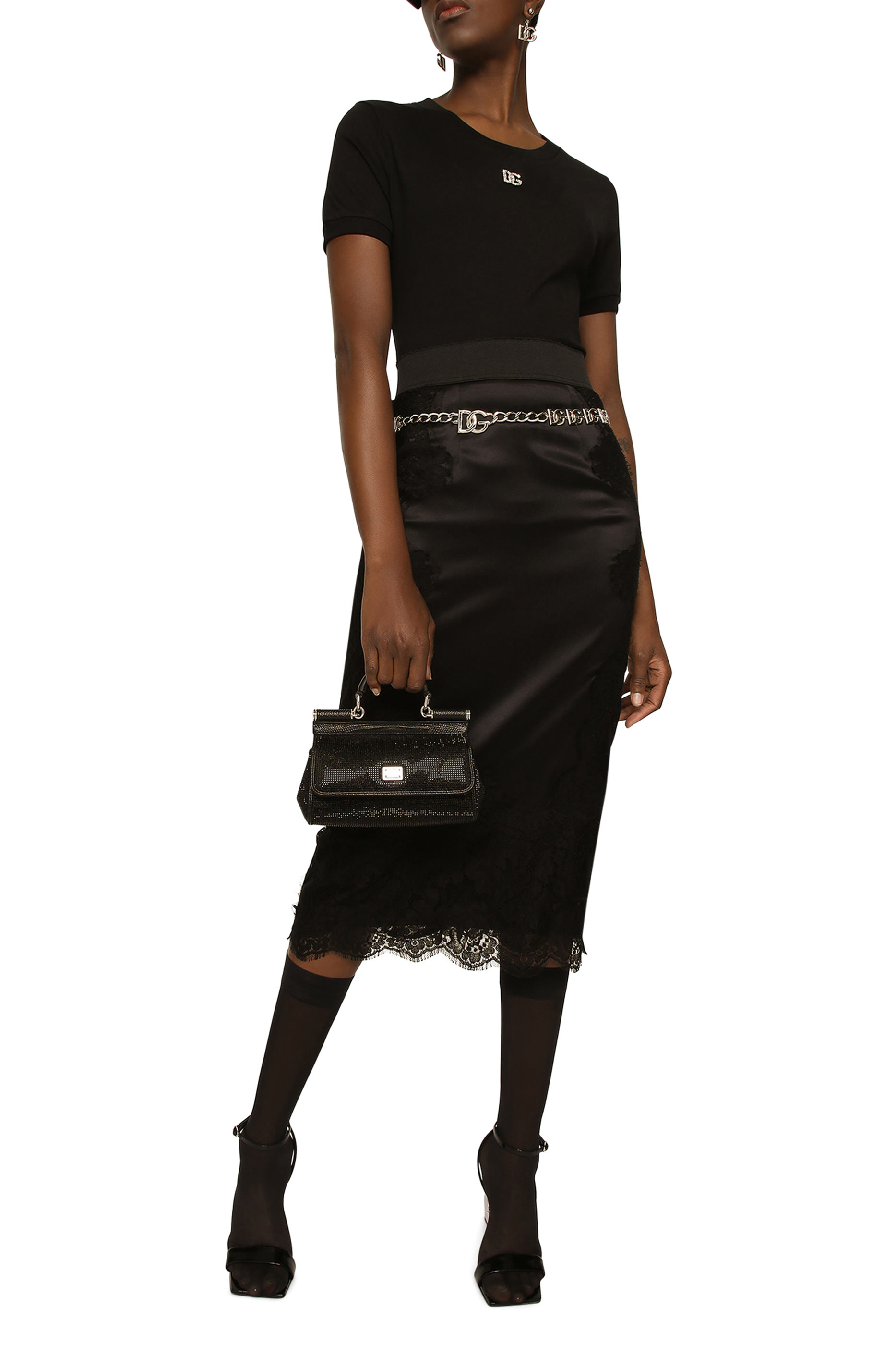 تيشيرت مرصع بكريستال بتصميم شعار الماركة قطن