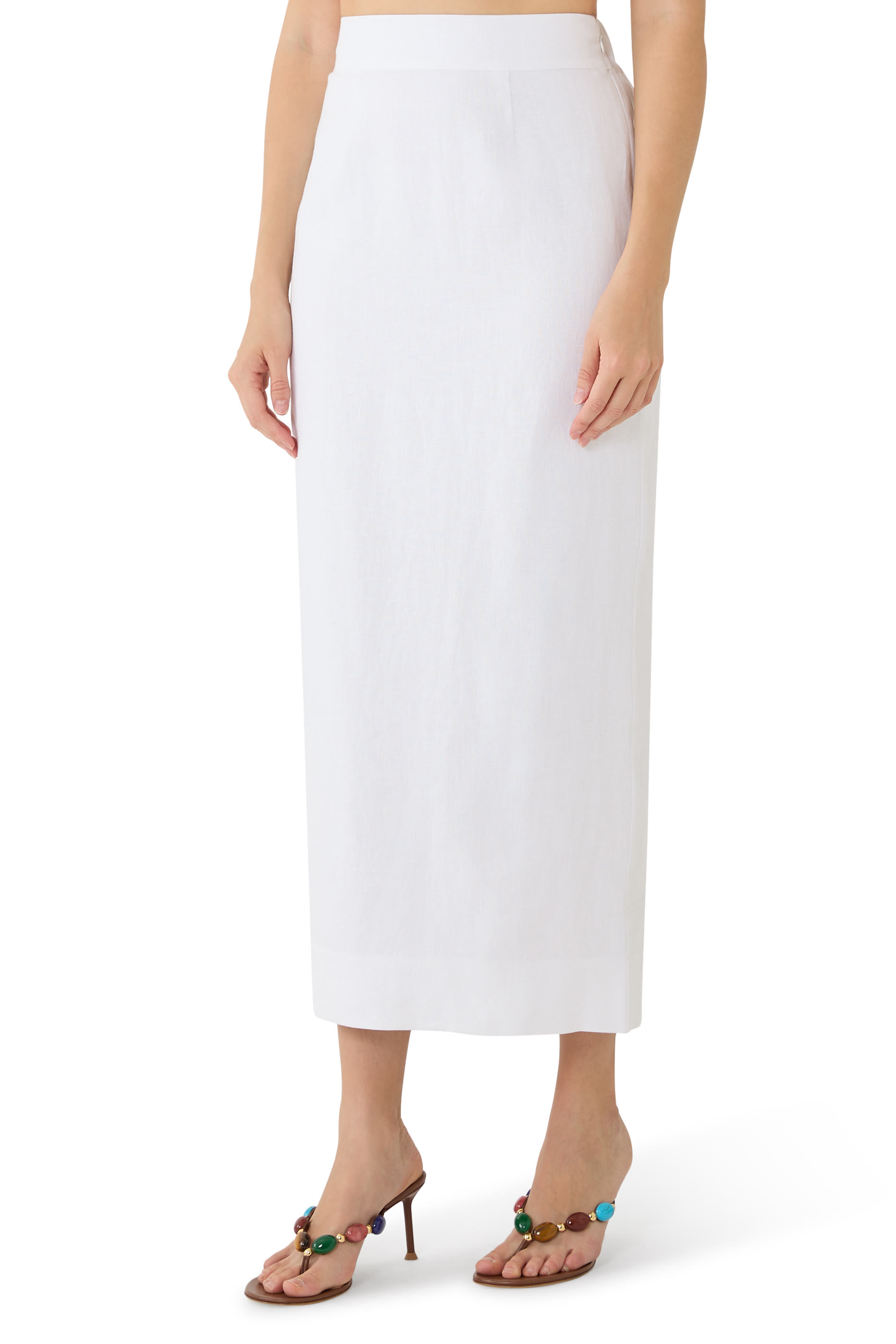 تنورة إيما بقصة مستقيمة