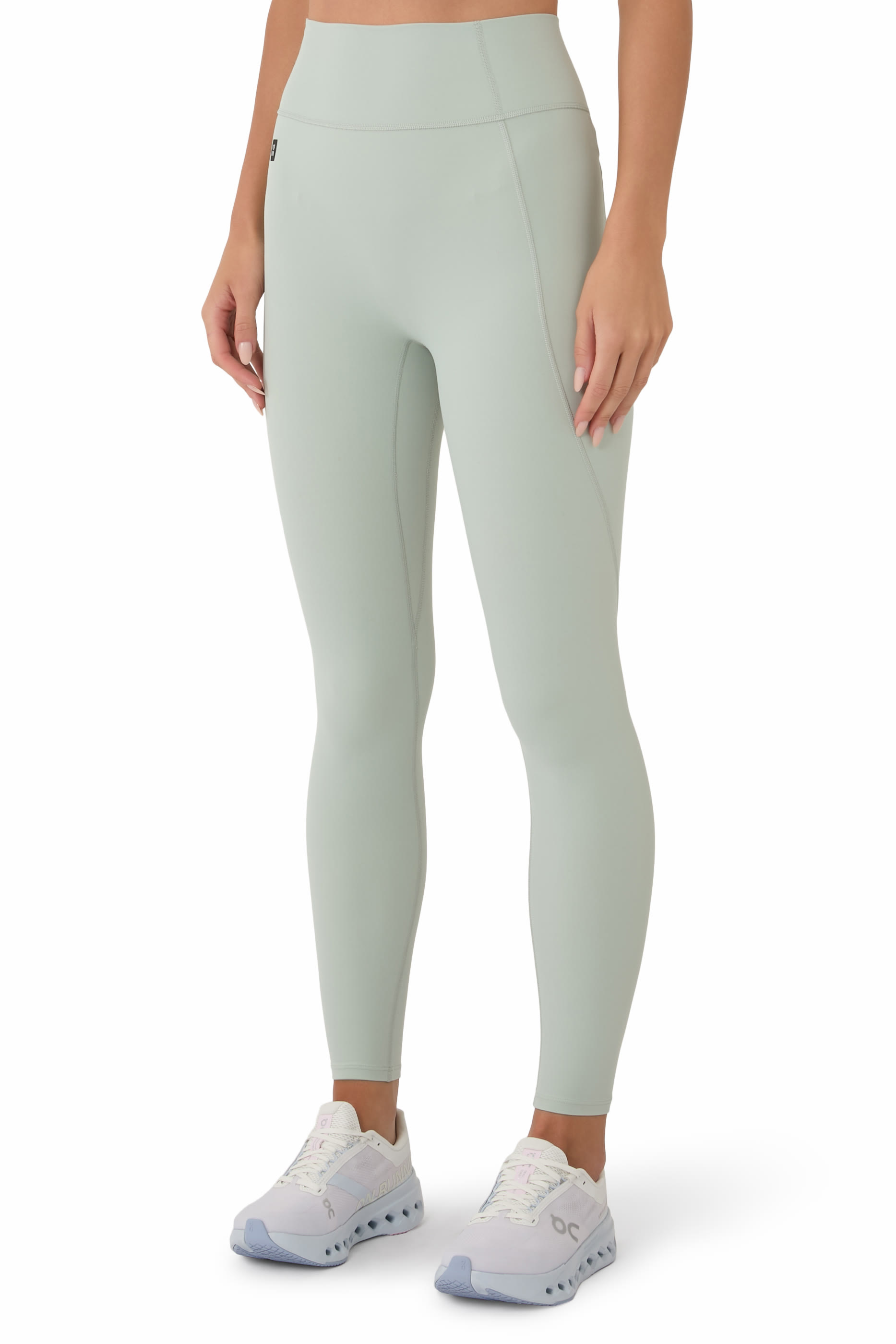 لغينغز ستوديو