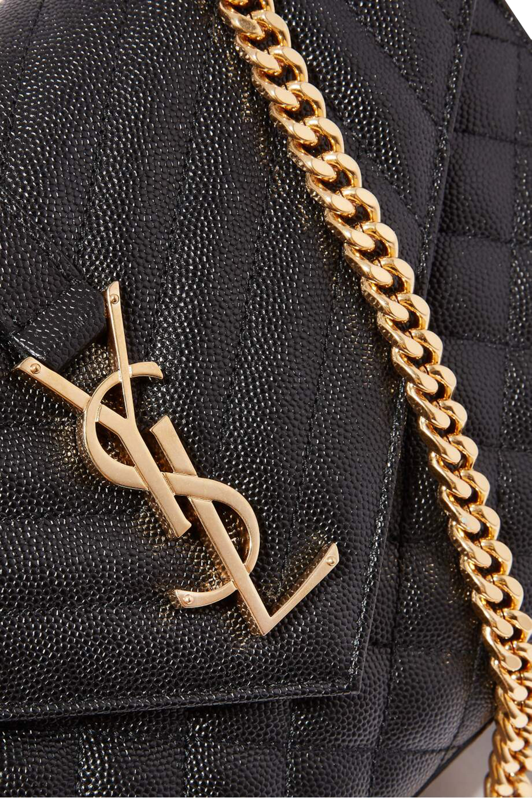 حقيبة متوسطة بتصميم ظرف جلد محفور غران دي بودريه وتصميم مبطن