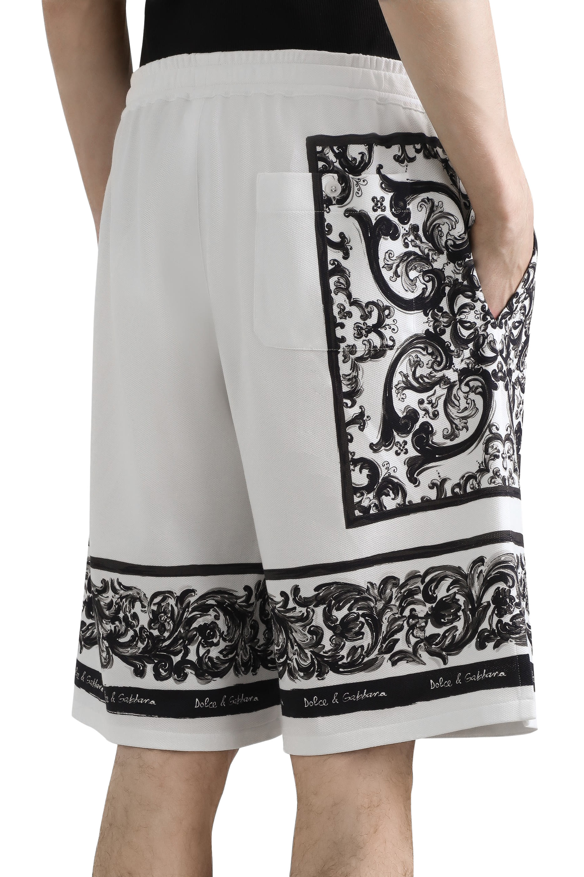 شورت برمودا بطبعة مايولكا بيكيه مزدوج