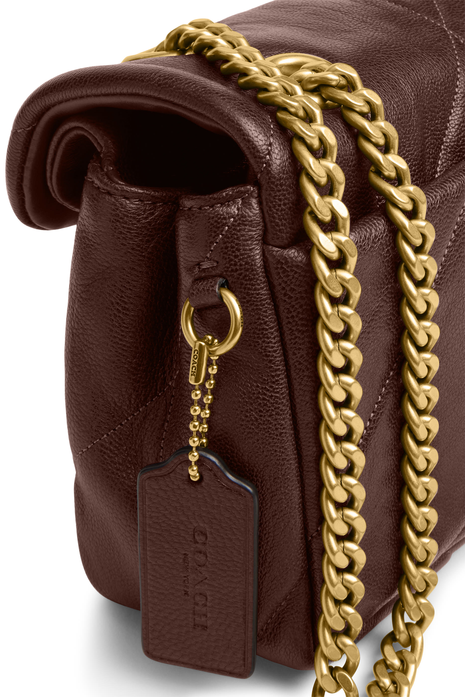 حقيبة كتف تابي 26 بحياكة مبطنة