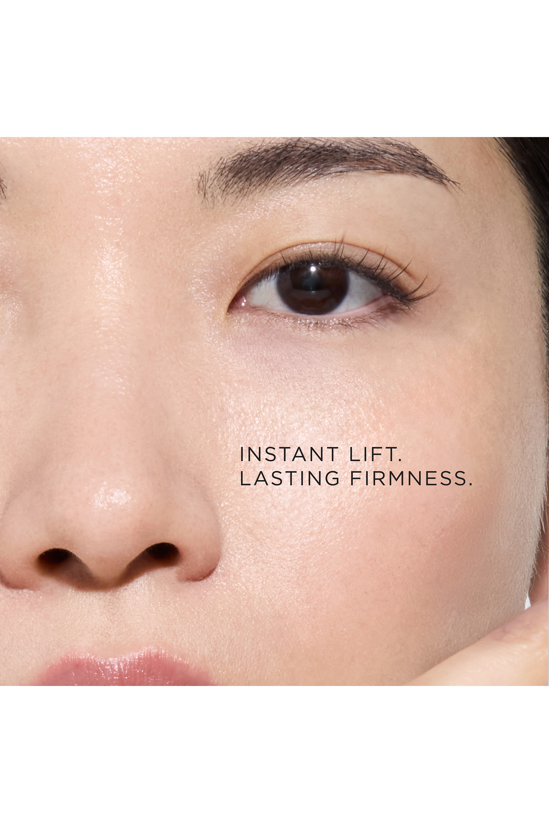 مركز ذا اكسيبشنال لرفع البشرة المحيطة بالعين