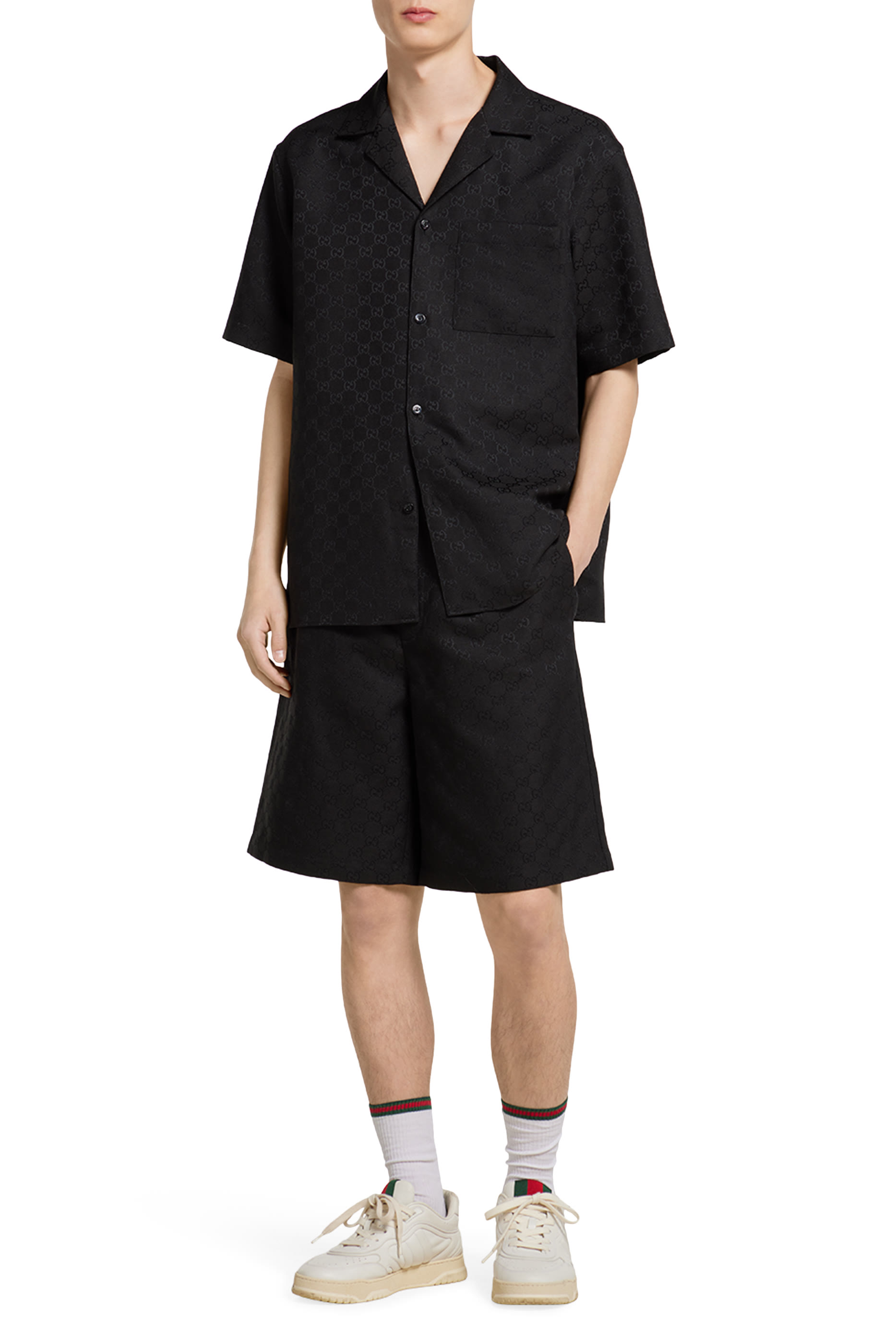 شورت محفور بشعار الماركة مزيج قماش قنب وكتان