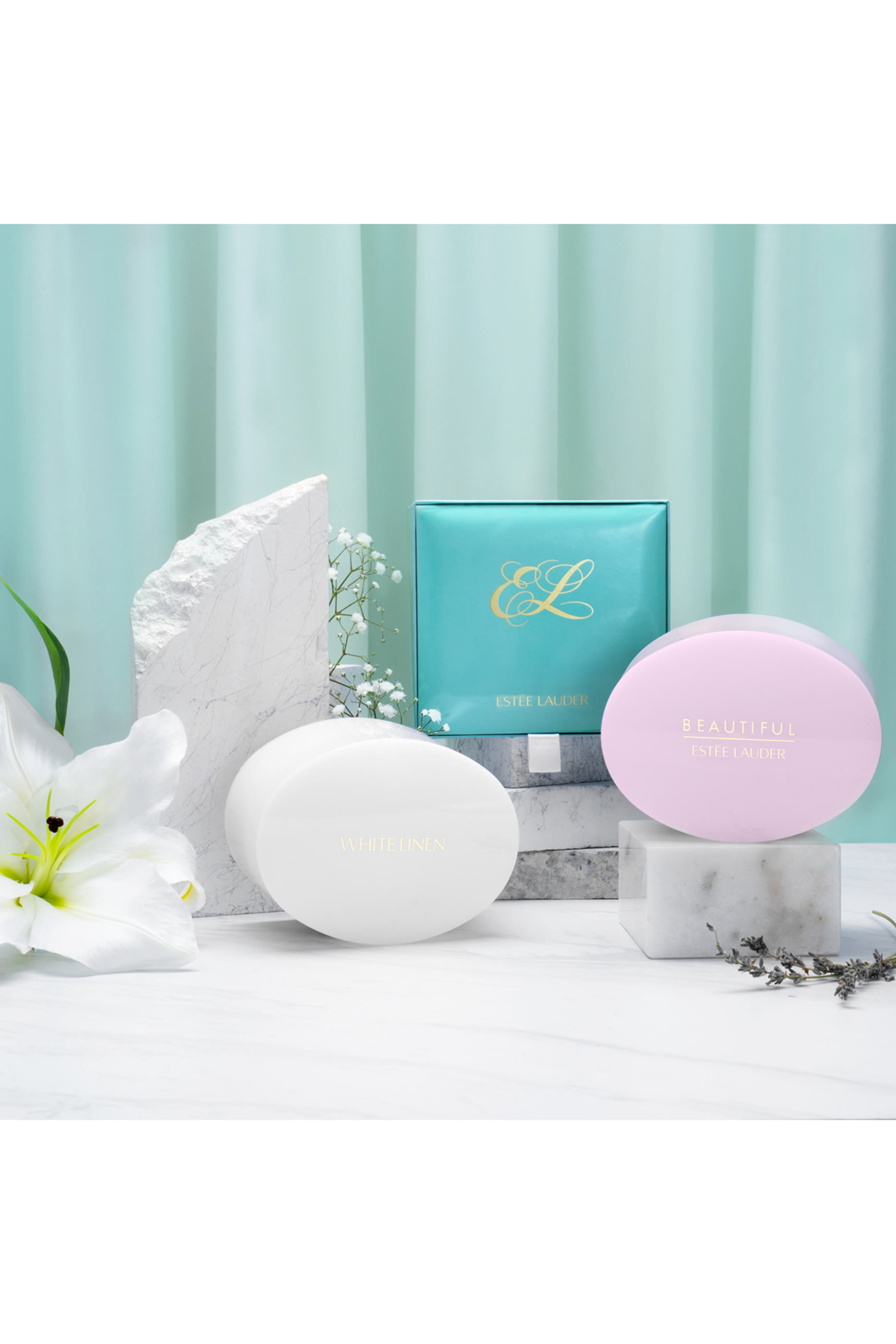 بودرة وايت لينين معطرة للجسم