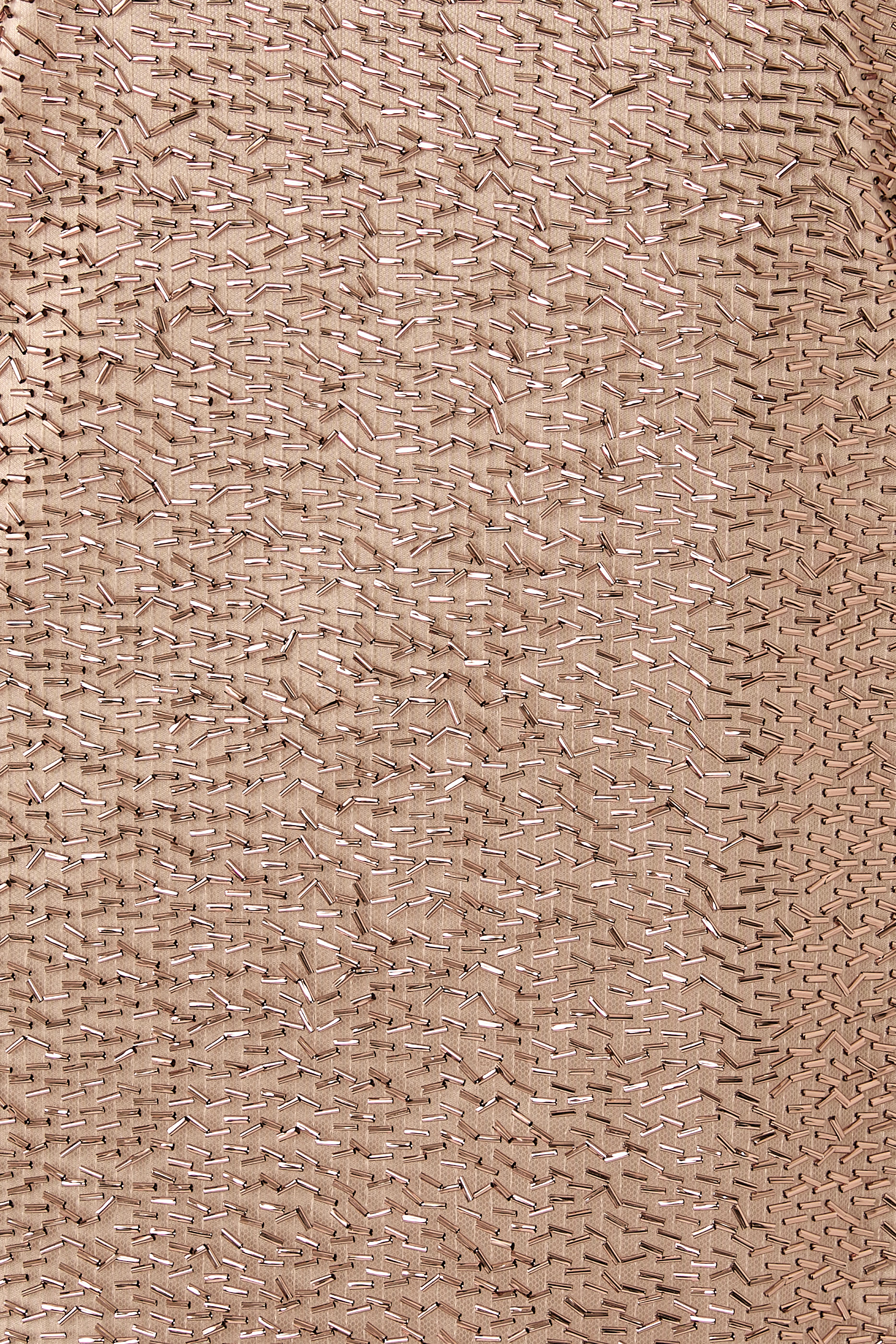 فستان سالين دي جيرو قصير بظهر على شكل حرف V