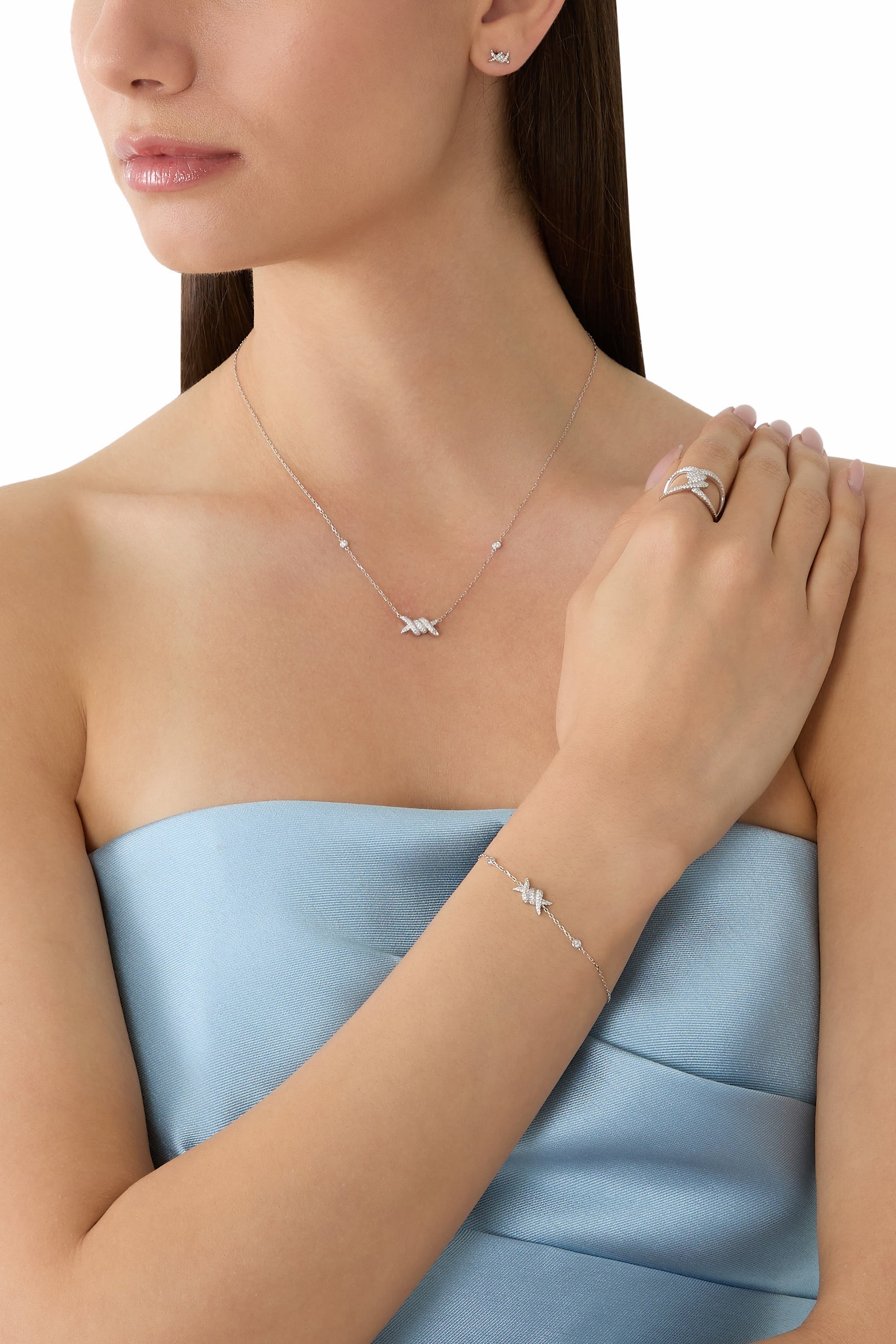 سوار باربيليه مرصع بالماس البافيه، ذهب أبيض عيار 18