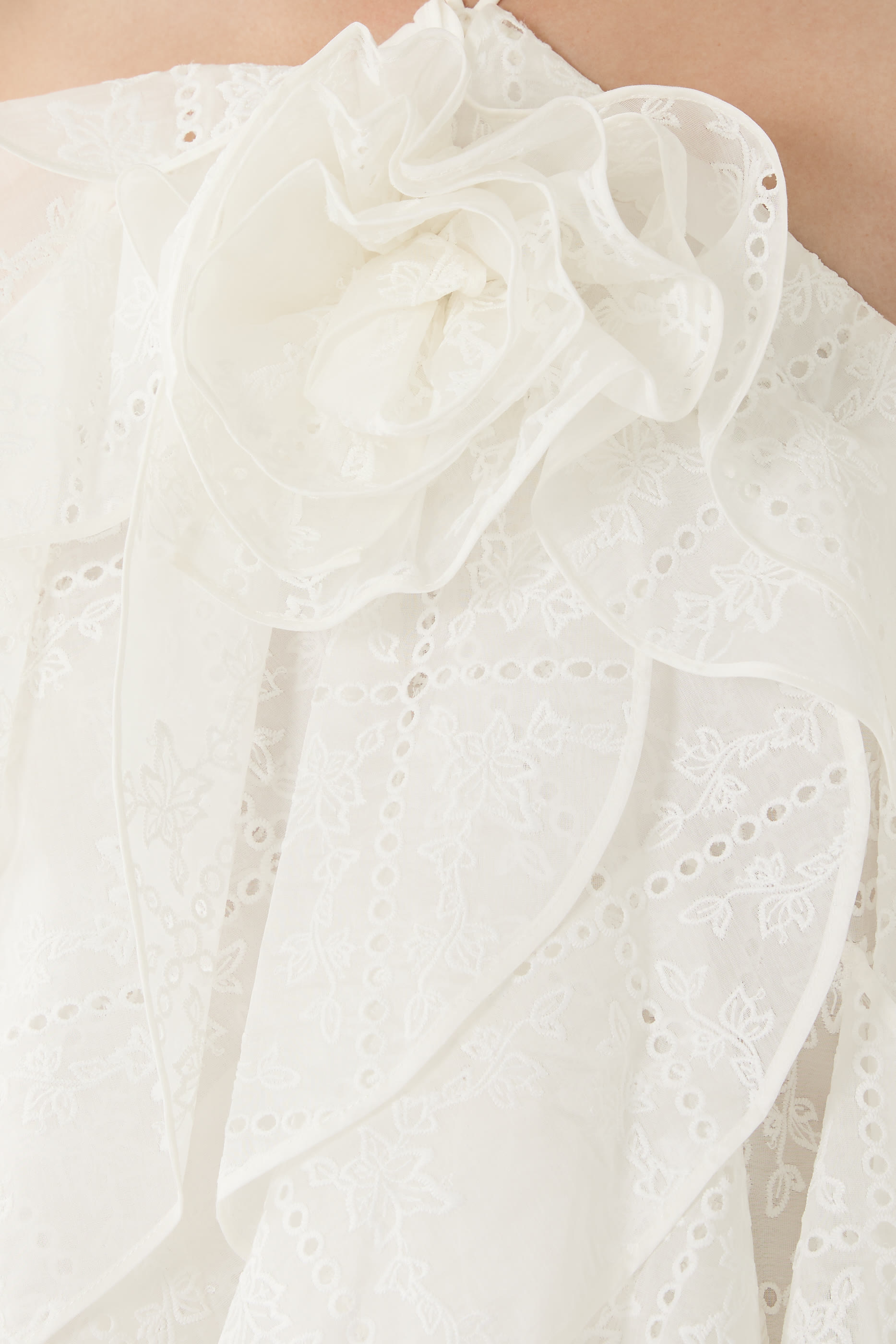 فستان سهرة ميريت مطرز