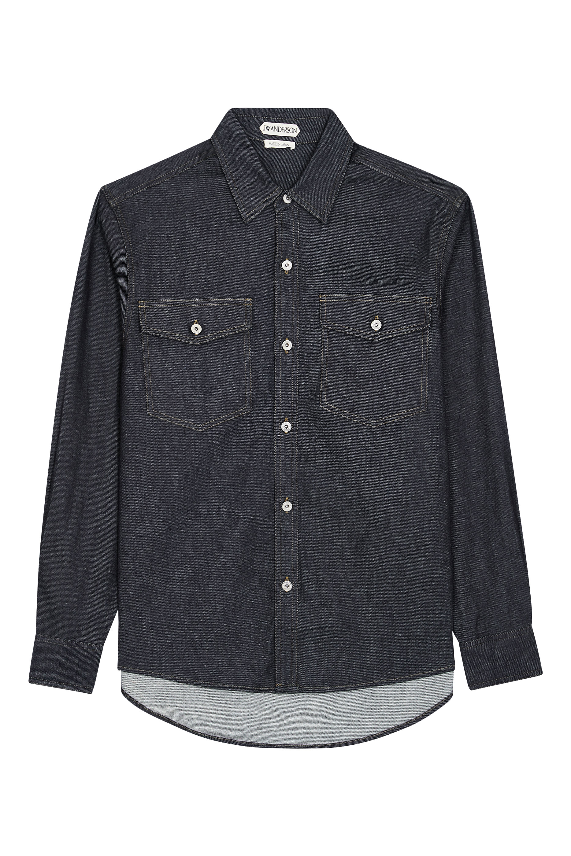 قميص بقصة فضفاضة