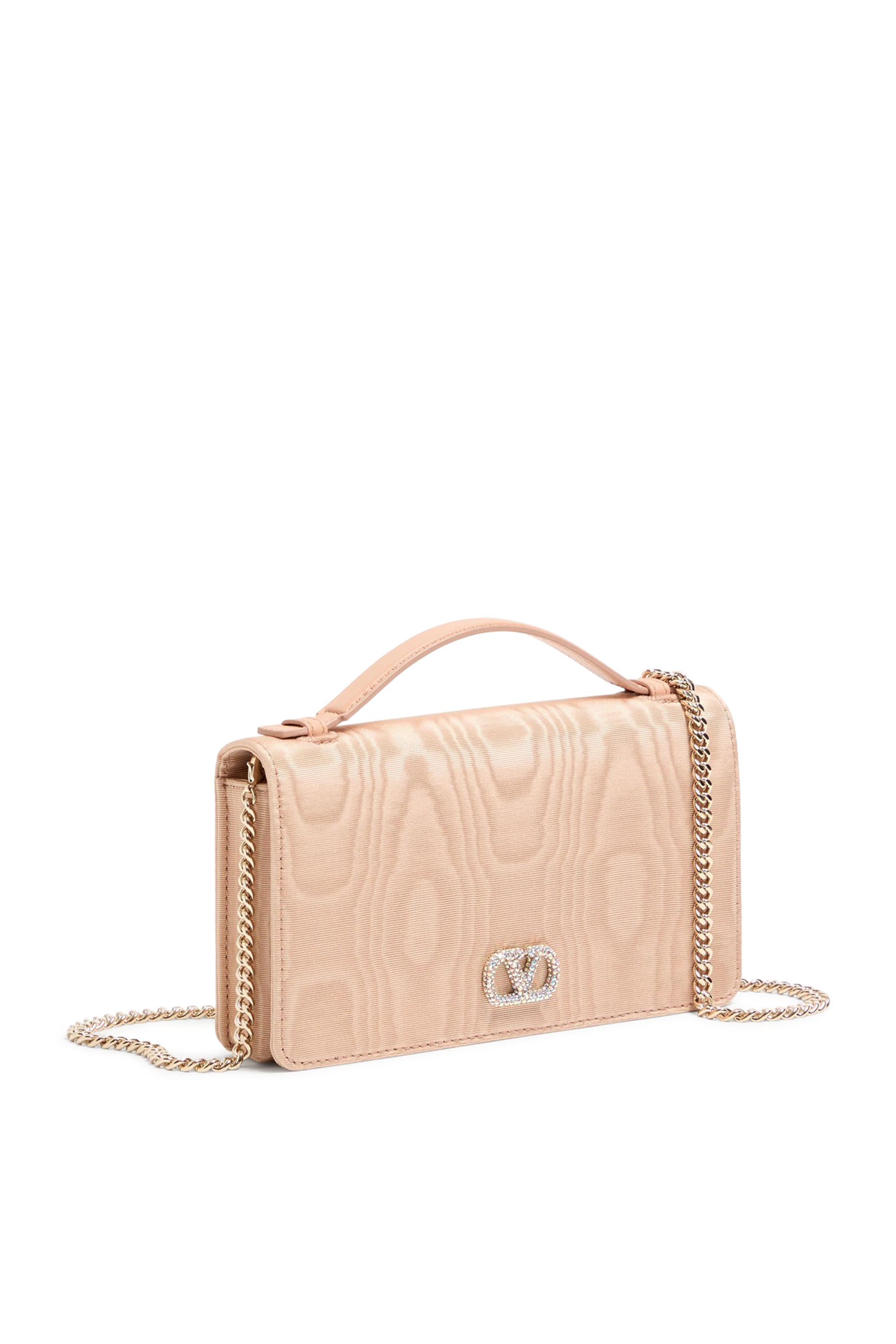 محفظة بحلية شعار الماركة وحمالة سلسلة