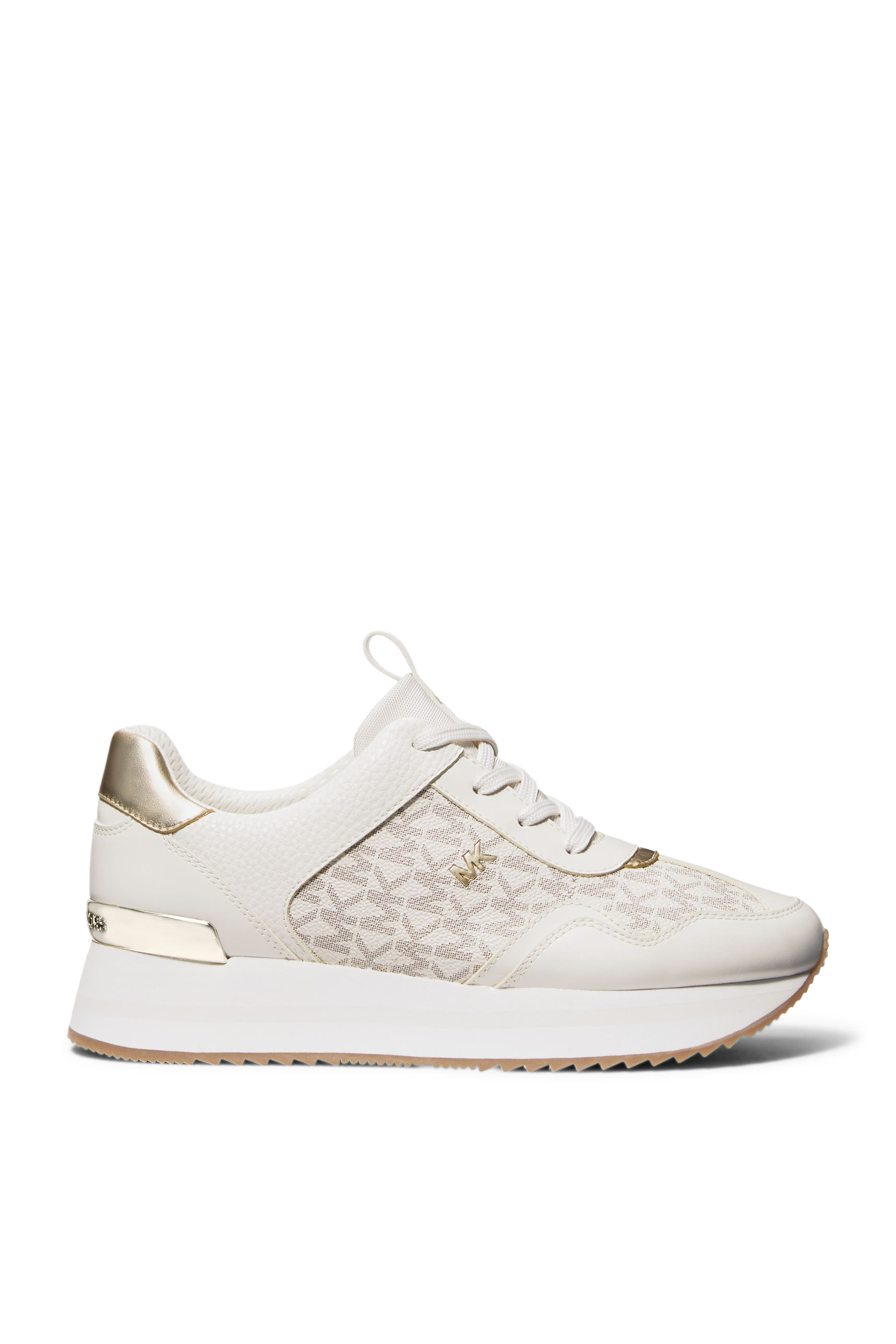 سنيكرز راينا بنعل سميك بشعار الماركة