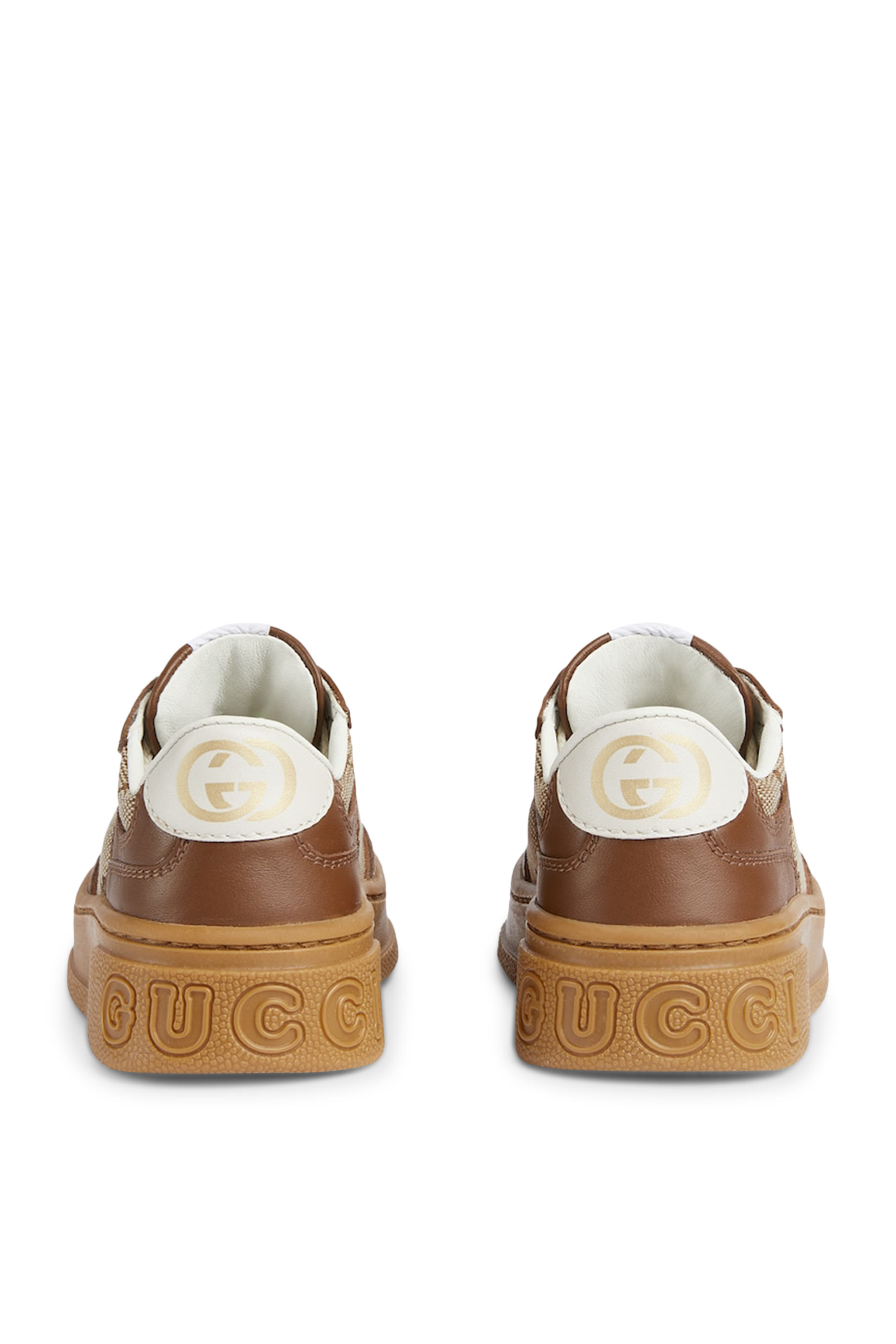 سنيكرز بنعل سميك للأطفال