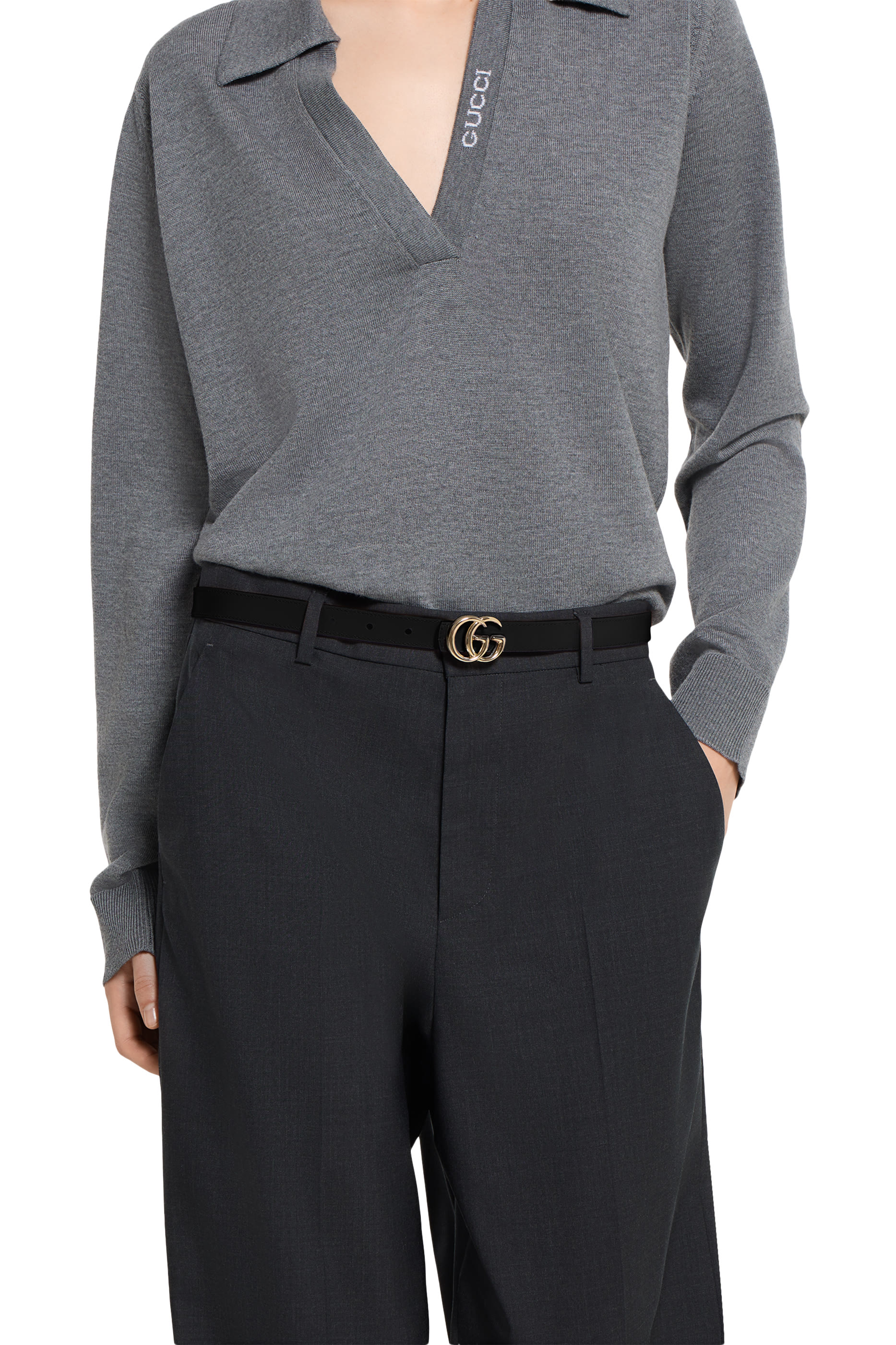 حزام مارمونت رفيع بوجهين ونقشة حرفي شعار الماركة