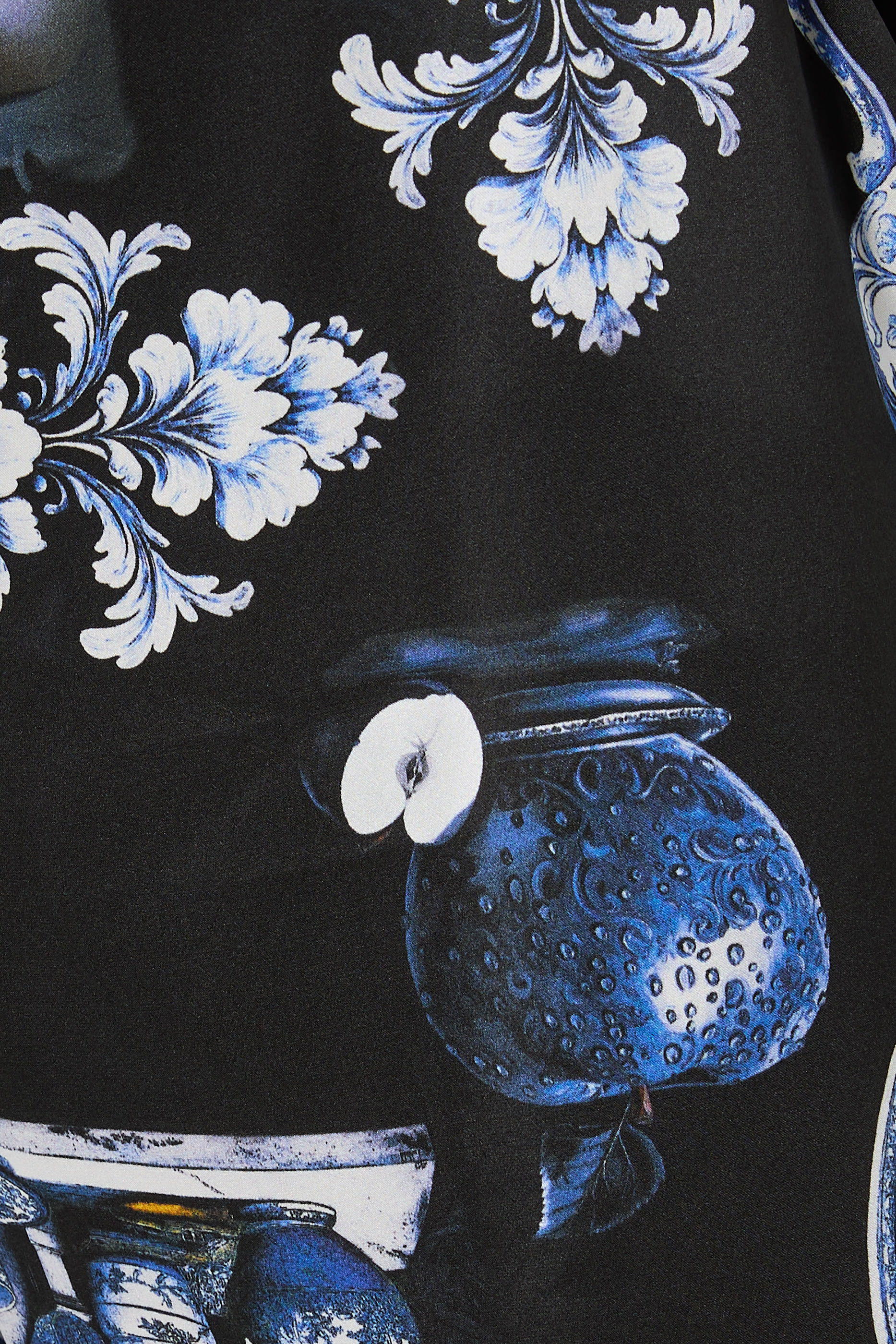 بنطال بيلار بقصة ساق واسعة حرير