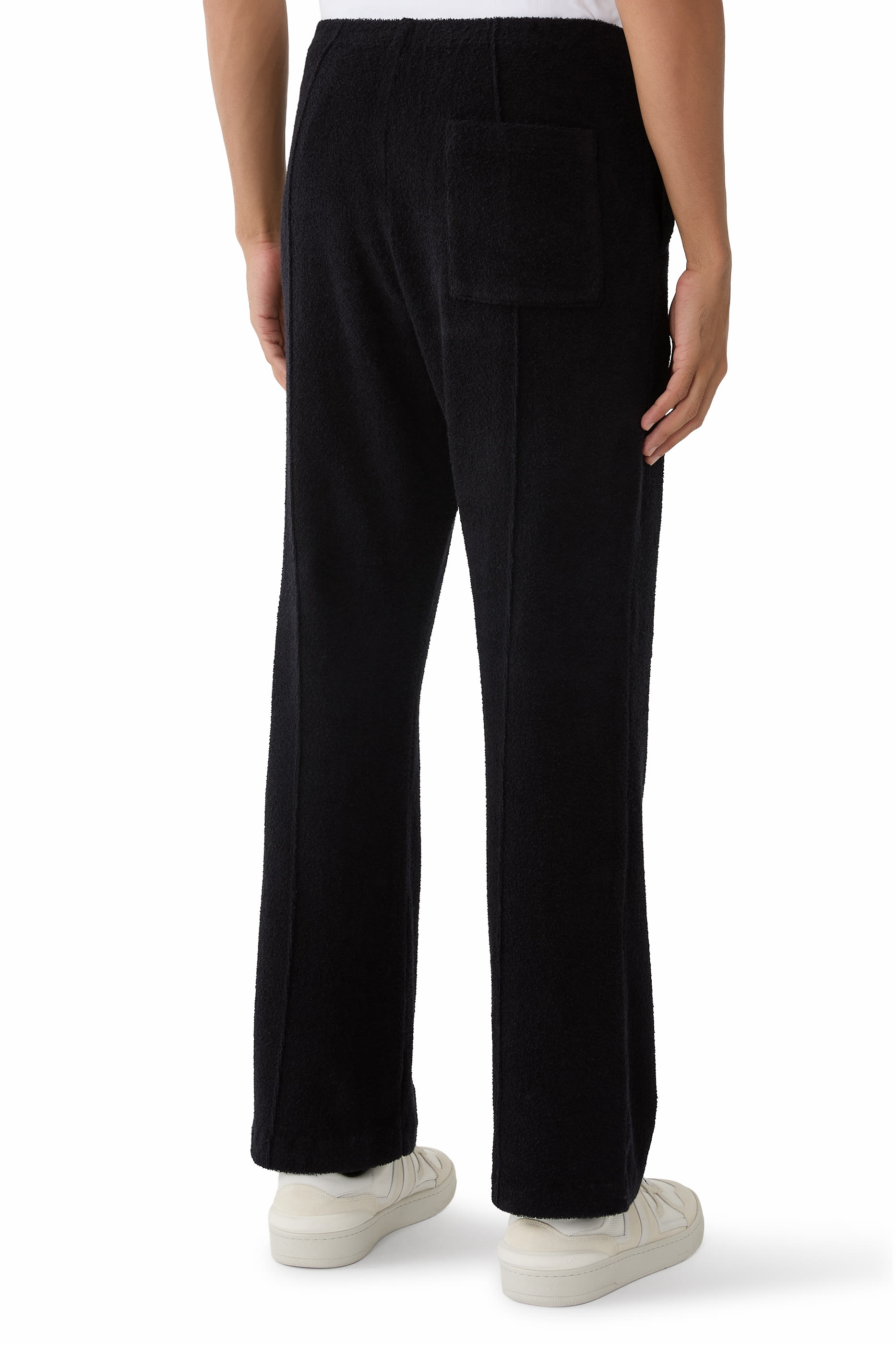 بنطال بارز الملمس