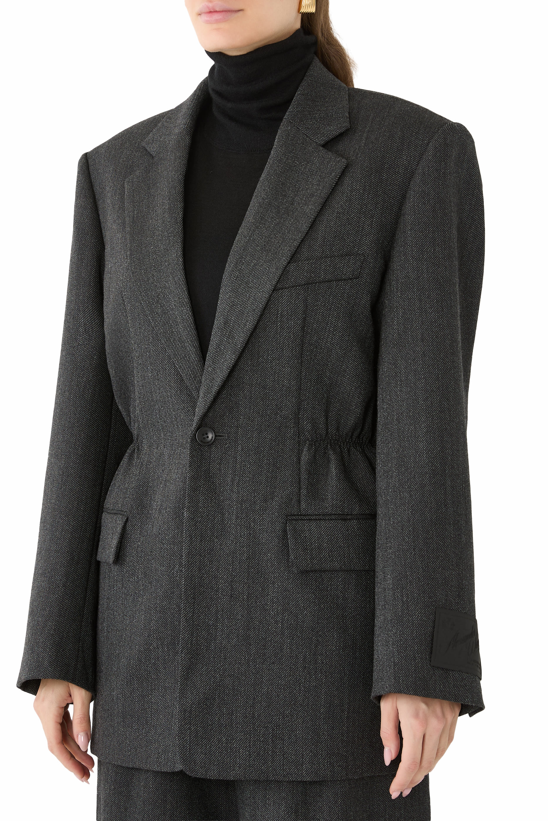 بليزر بقصة فضفاضة