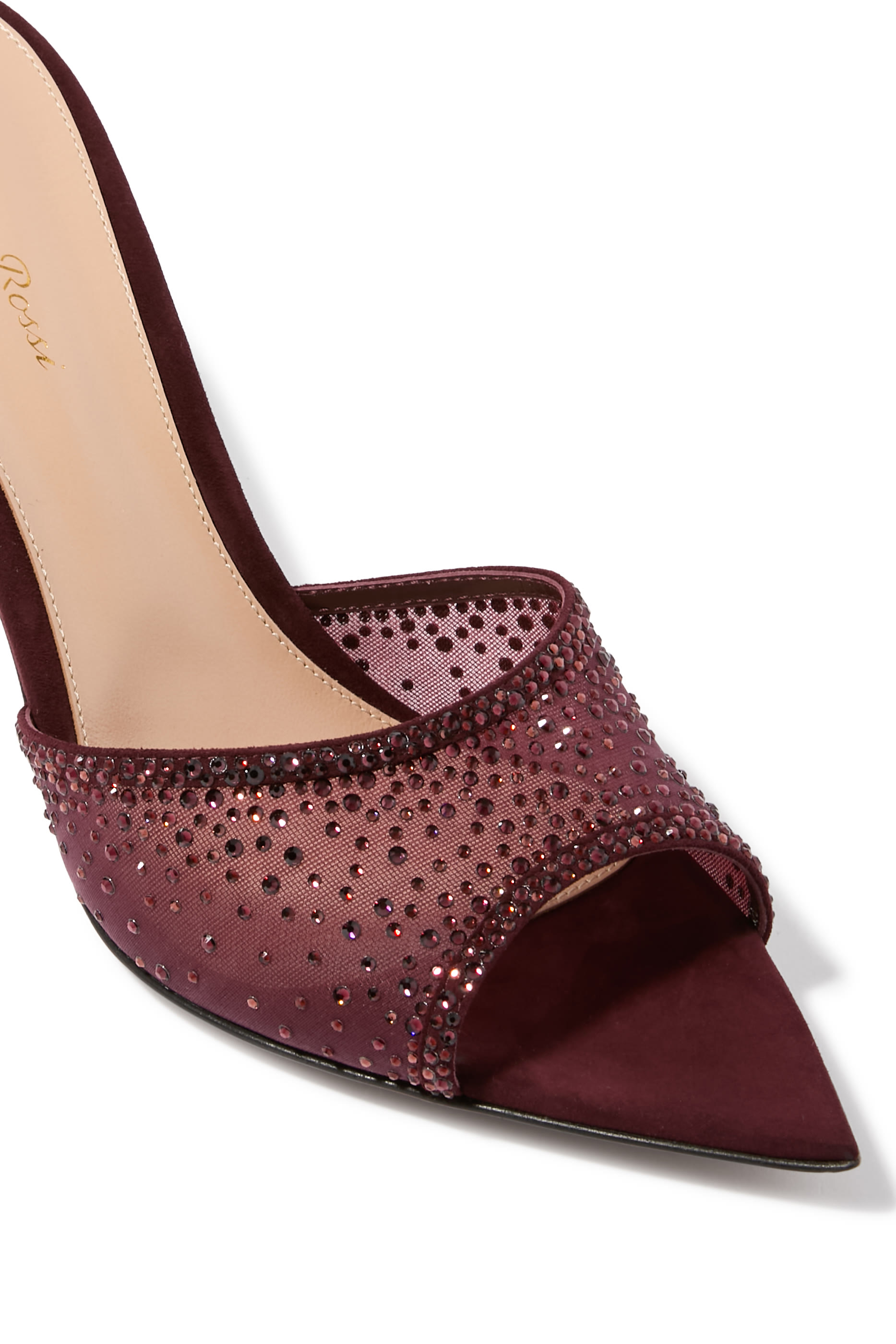 حذاء رانيا مفتوح من الخلف 85