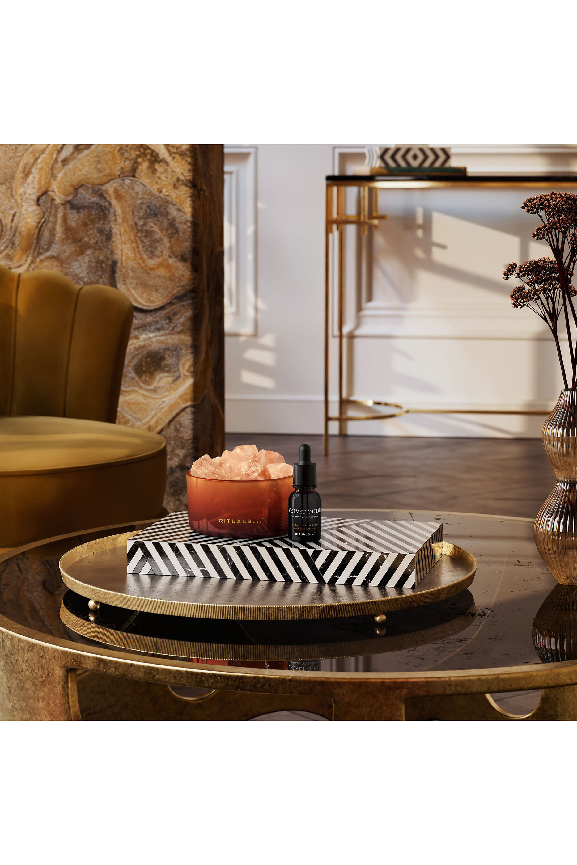 أحجار موزعة عطر فيلفت عود