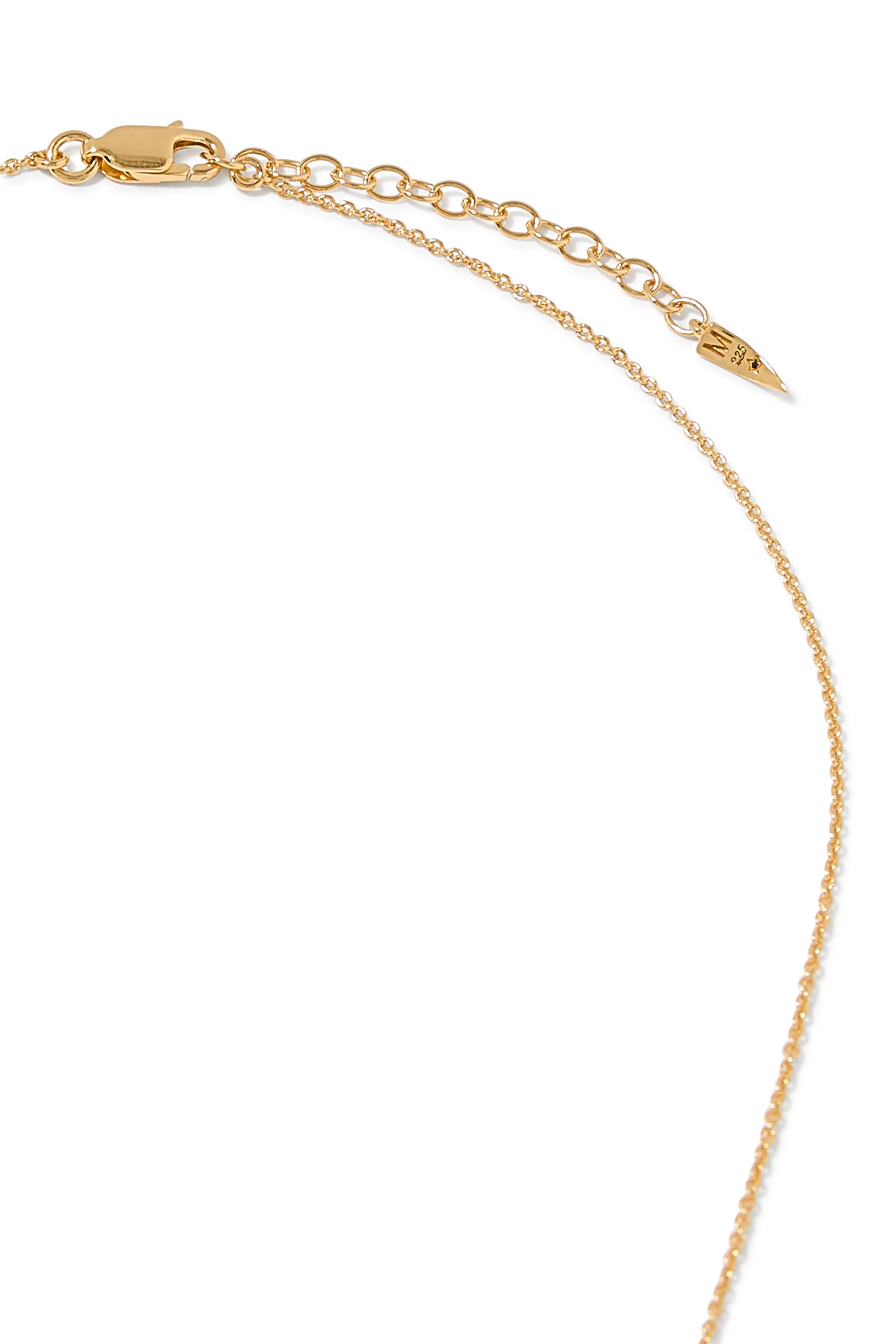 قلادة مولتن صغيرة بدلاية بتصميم حرف V مقوس، فضة إسترلينية معاد تدويرها مطلية بذهب أصفر معاد تدويره عيار 18