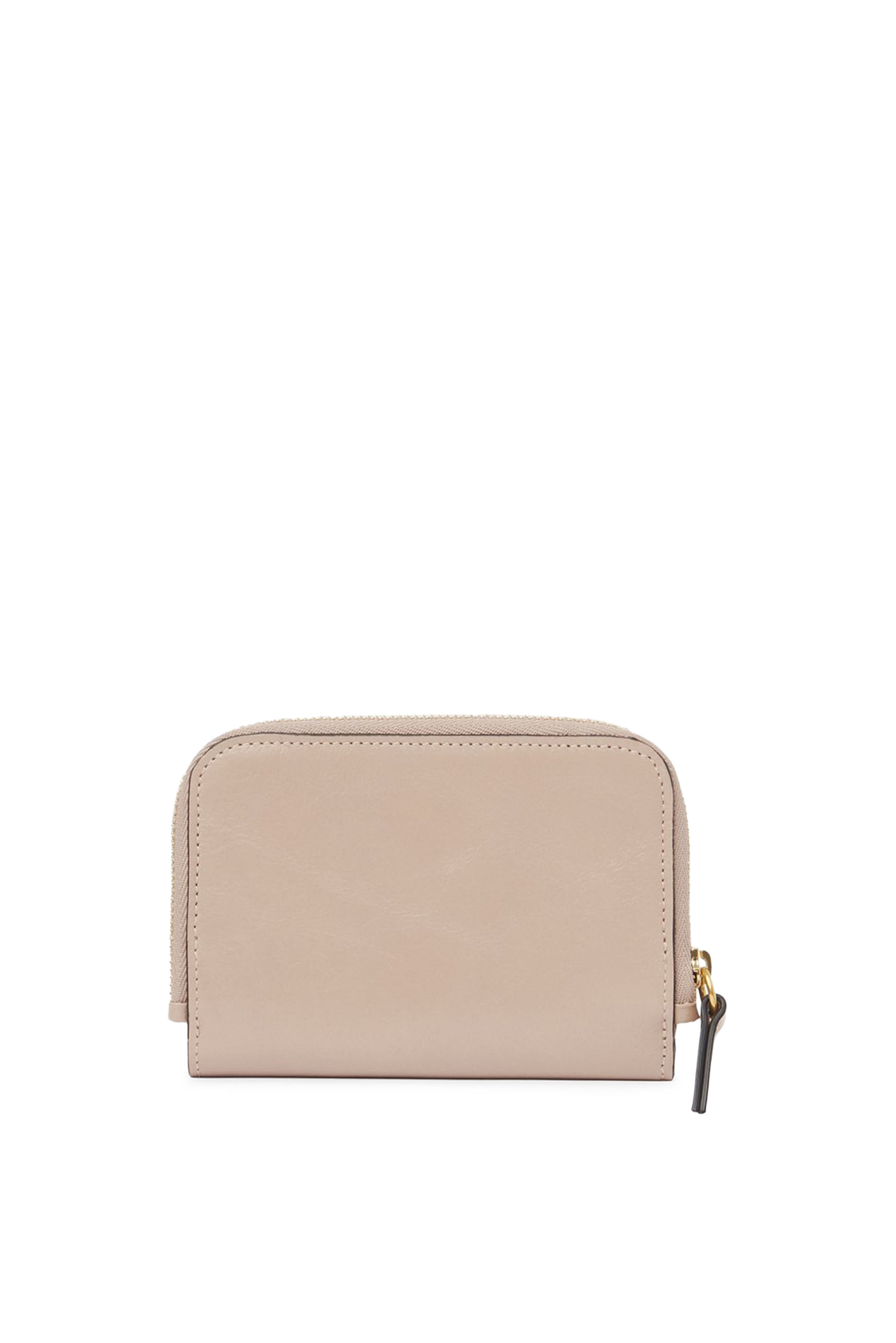 محفظة ألفابت بتصميم ثنائي الطي