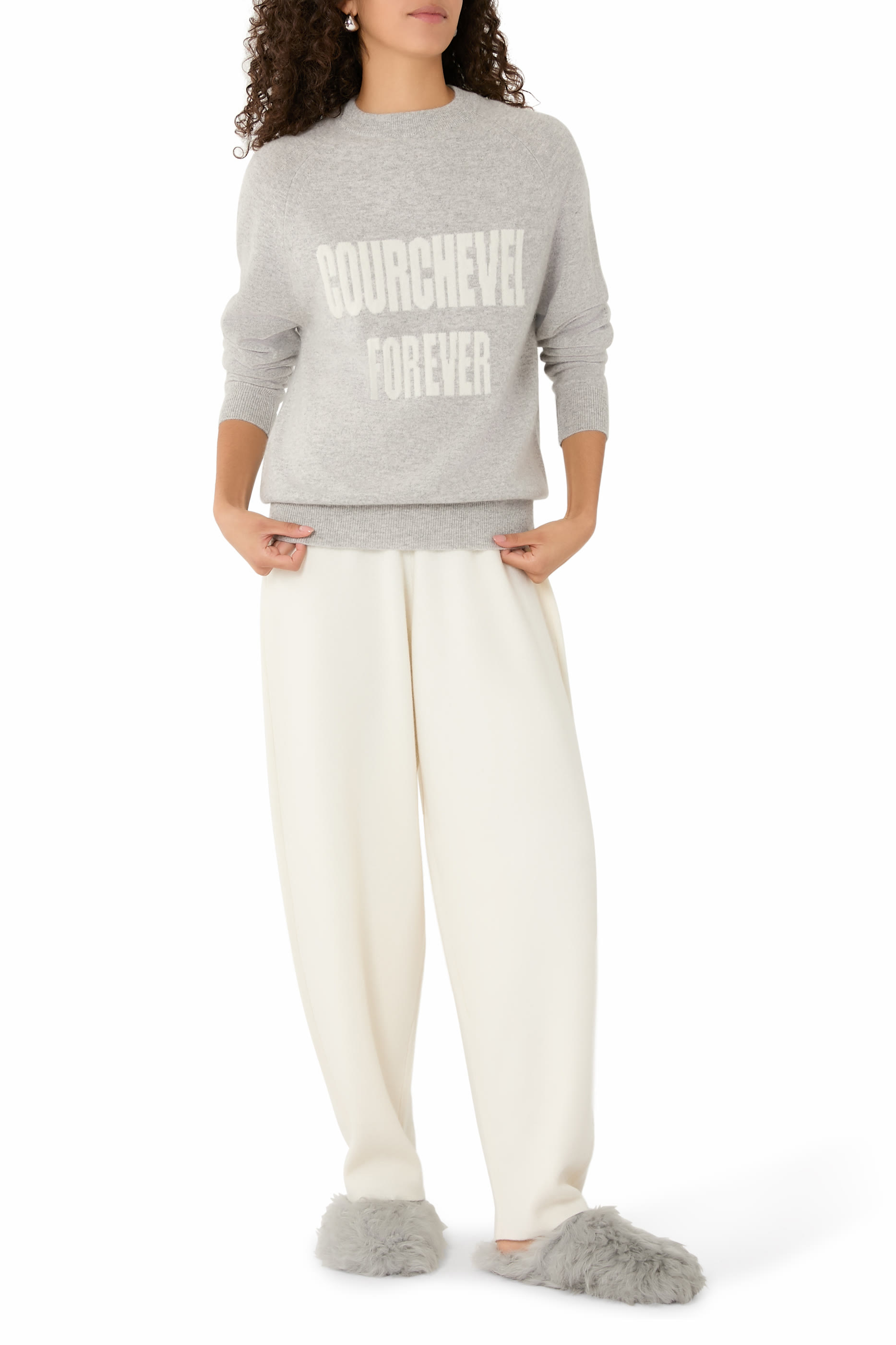 حذاء مفتوح من الخلف بمقدمة مستديرة صوف