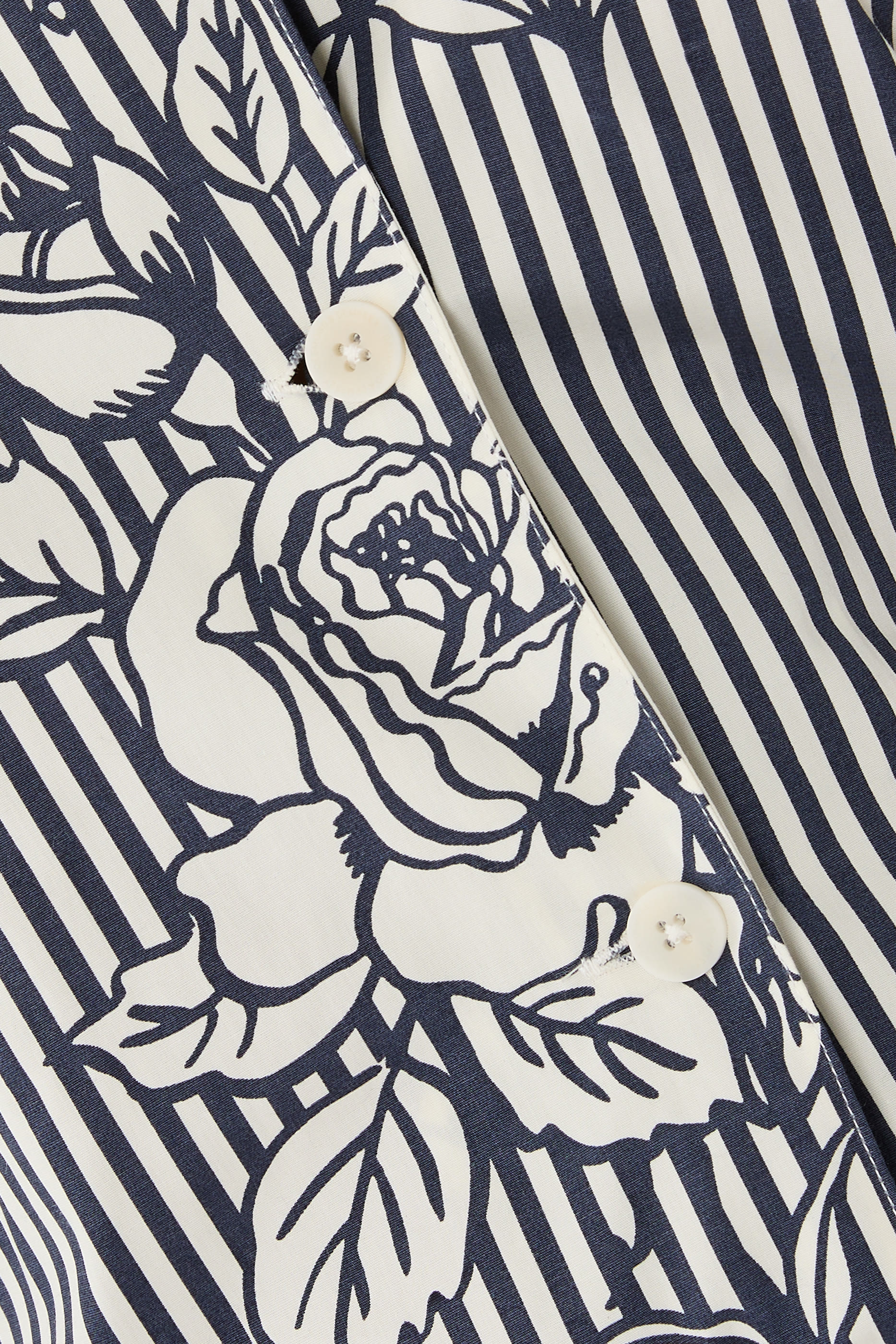 طقم 402 بقصة طويلة