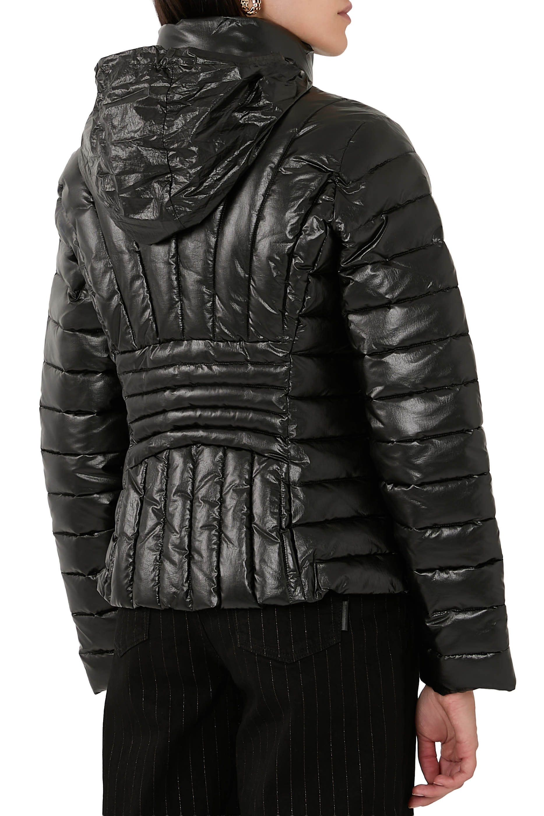 جاكيت بتصميم قميص سالين دي جيرو بتصميم منفوخ