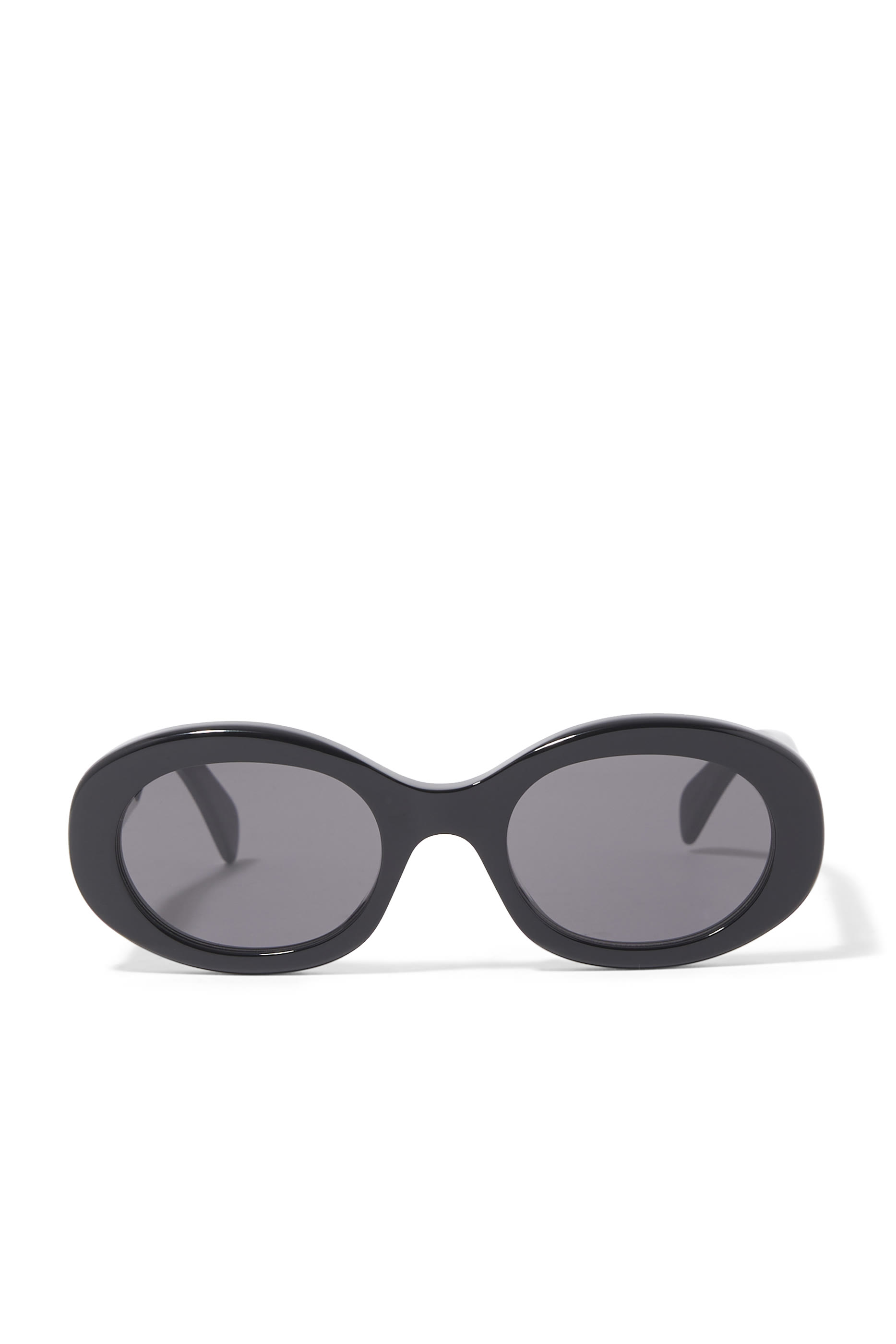 نظارة شمسية بتصميم بيضاوي بشعار الماركة