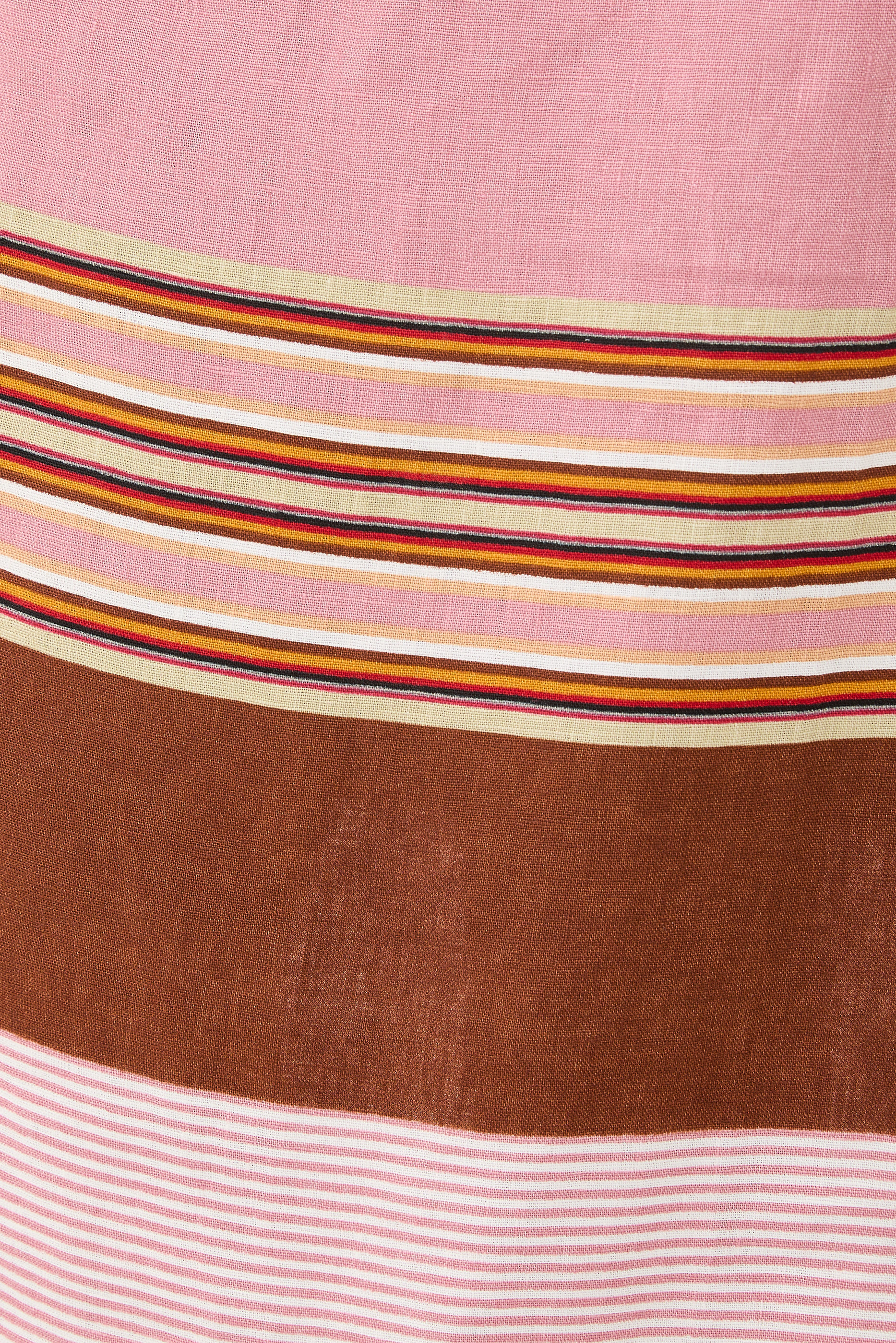 تنورة مارتينا طويلة