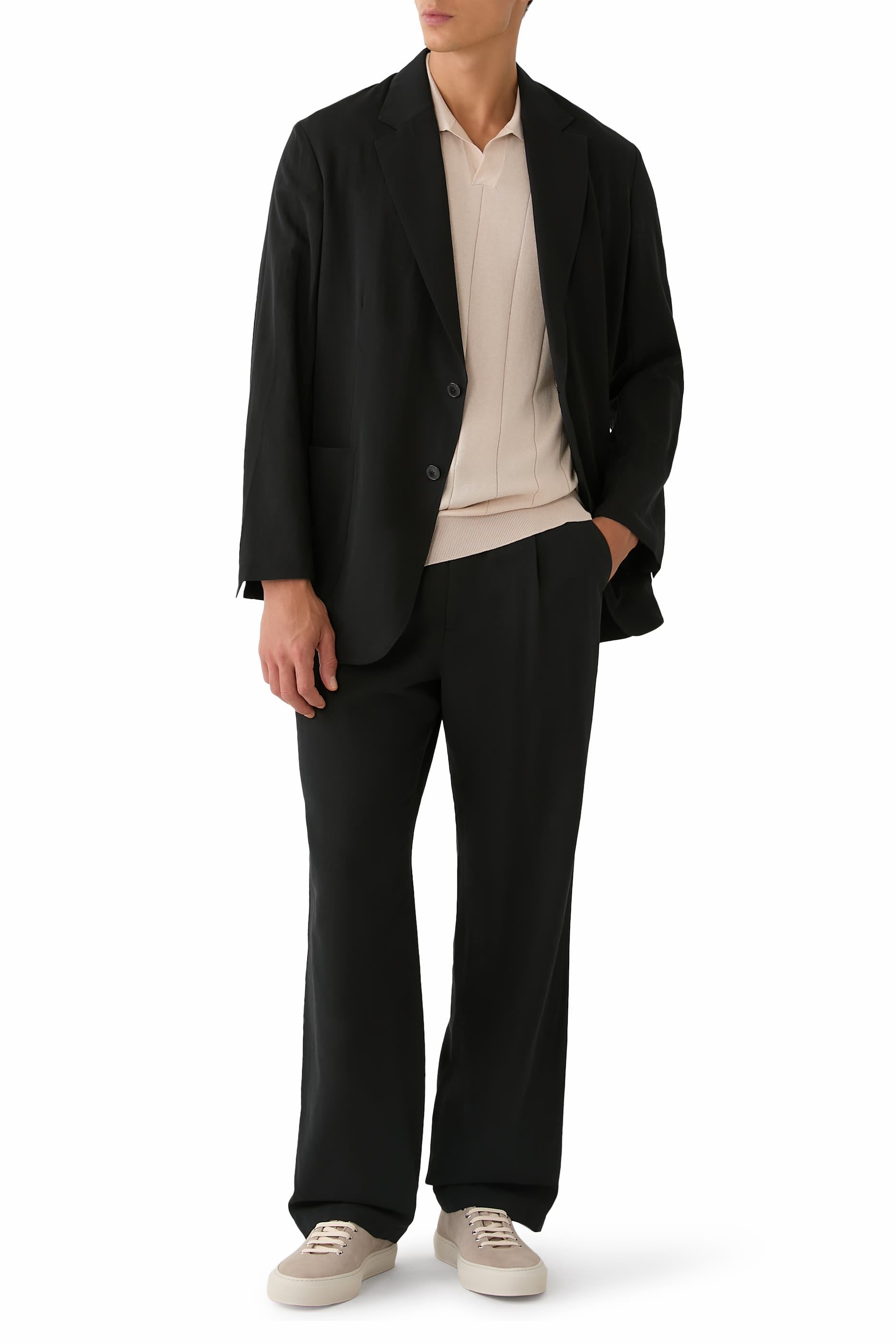 قميص بولو بياقة مفتوحة