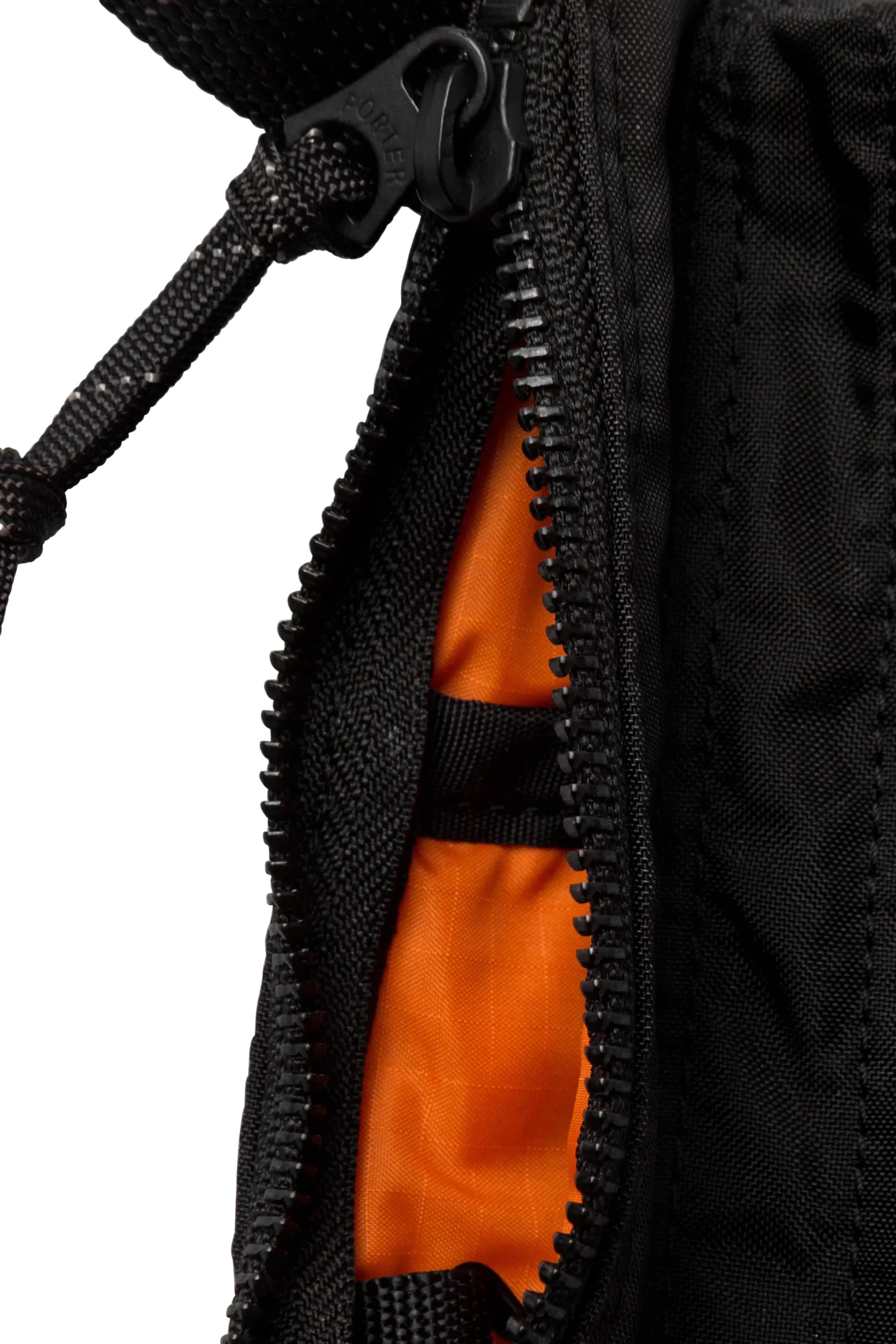 حقيبة كتف صغيرة فورس