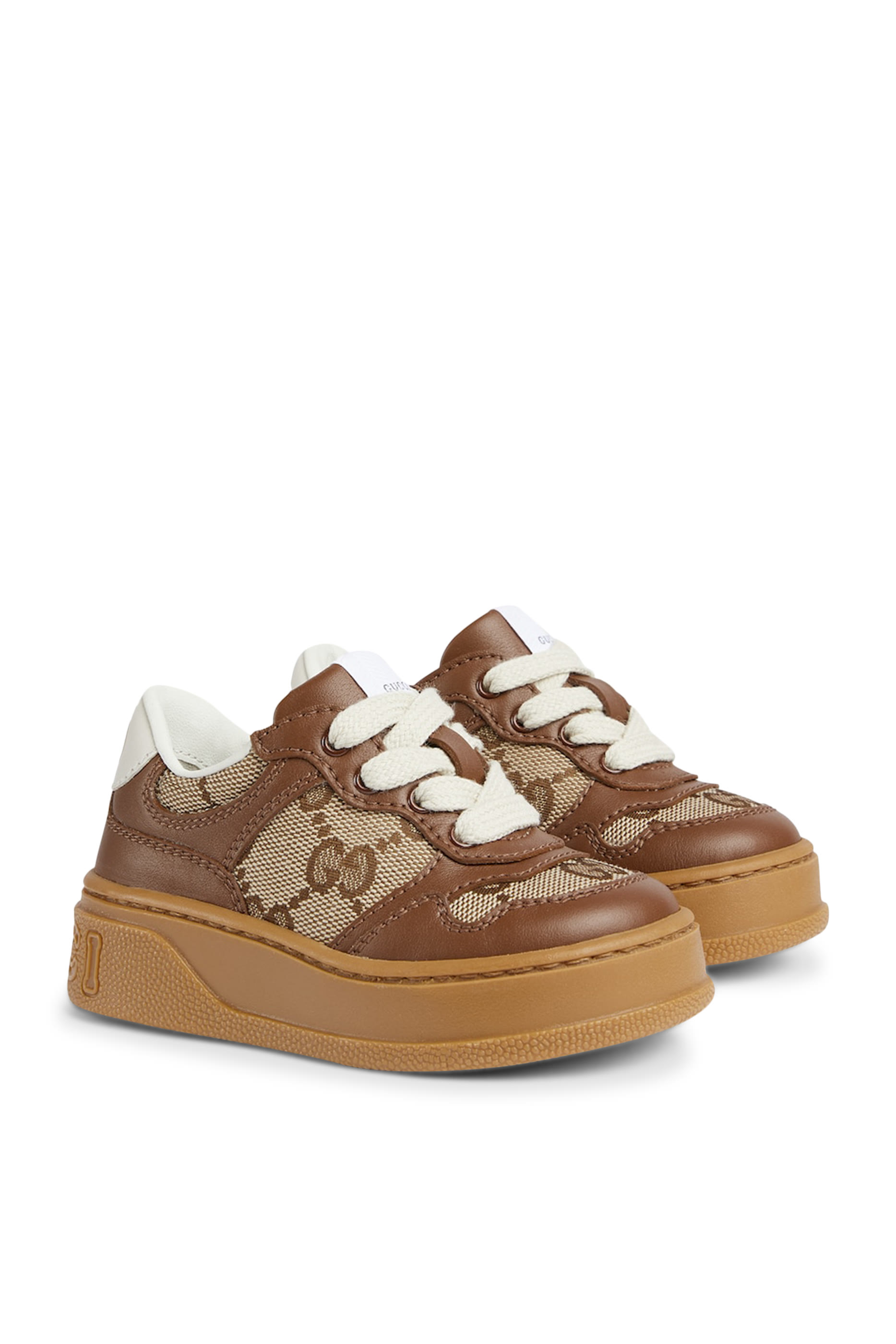 سنيكرز بنعل سميك للأطفال