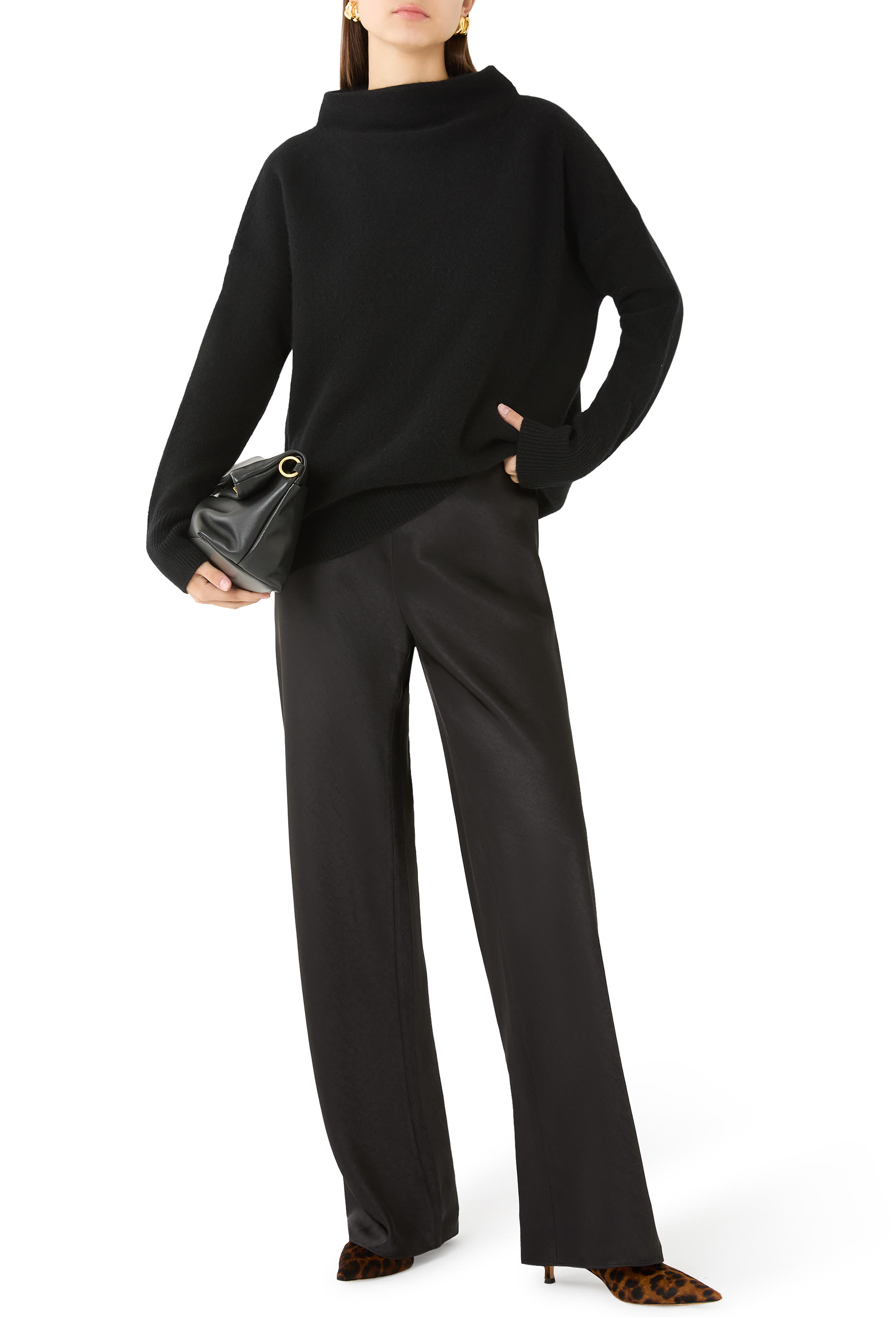 سترة بياقة عالية