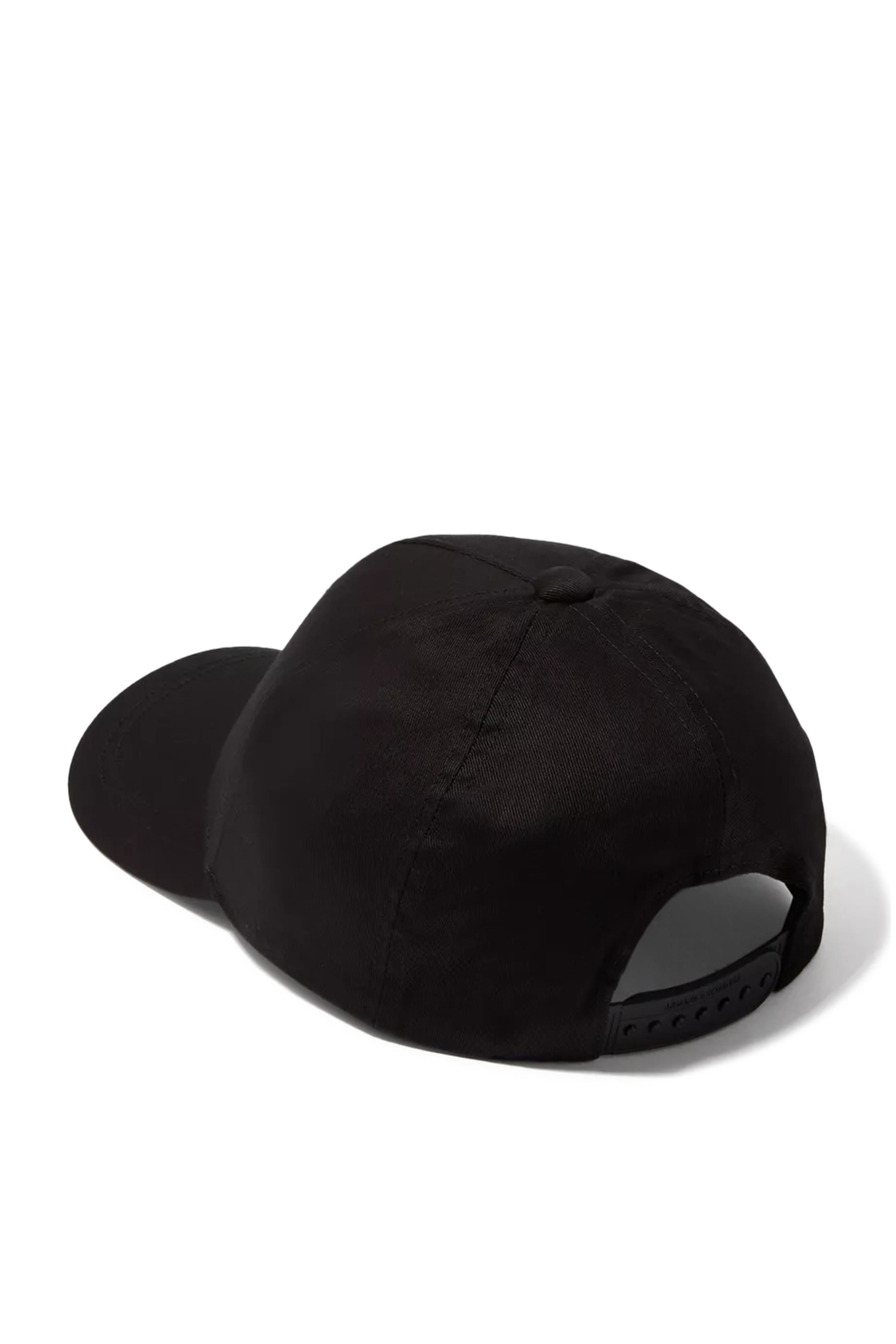 كاب بايسبول بشعار الماركة