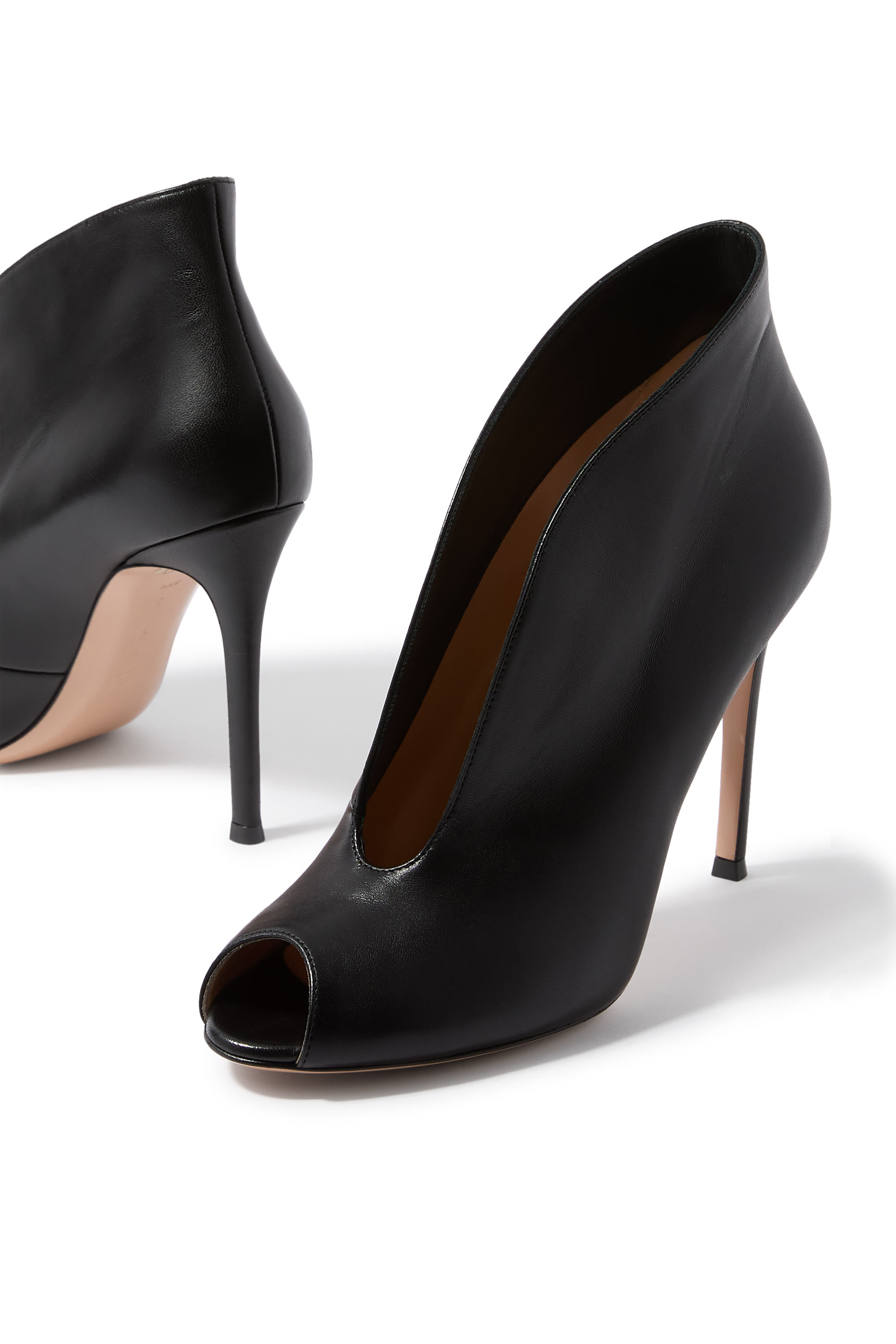 بنطال بوت 105 فامب جلد