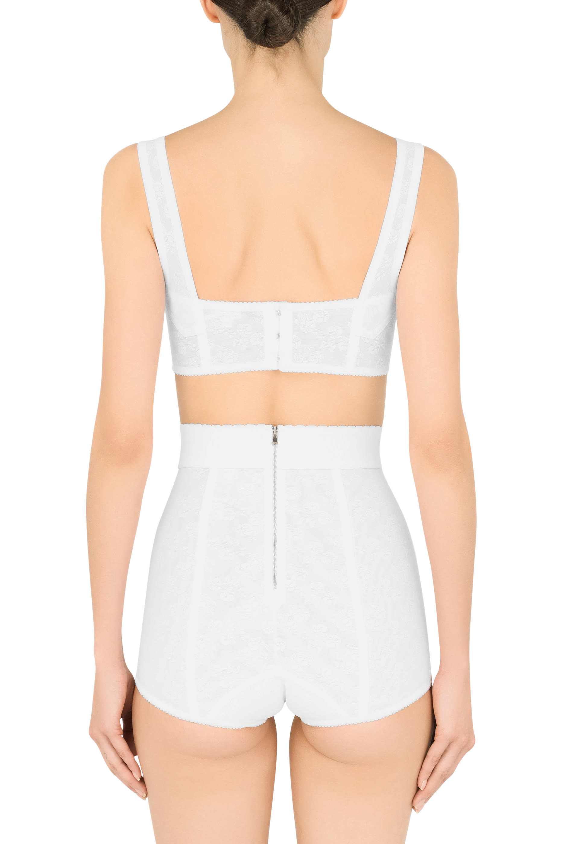 بلوزة بنمط مشد