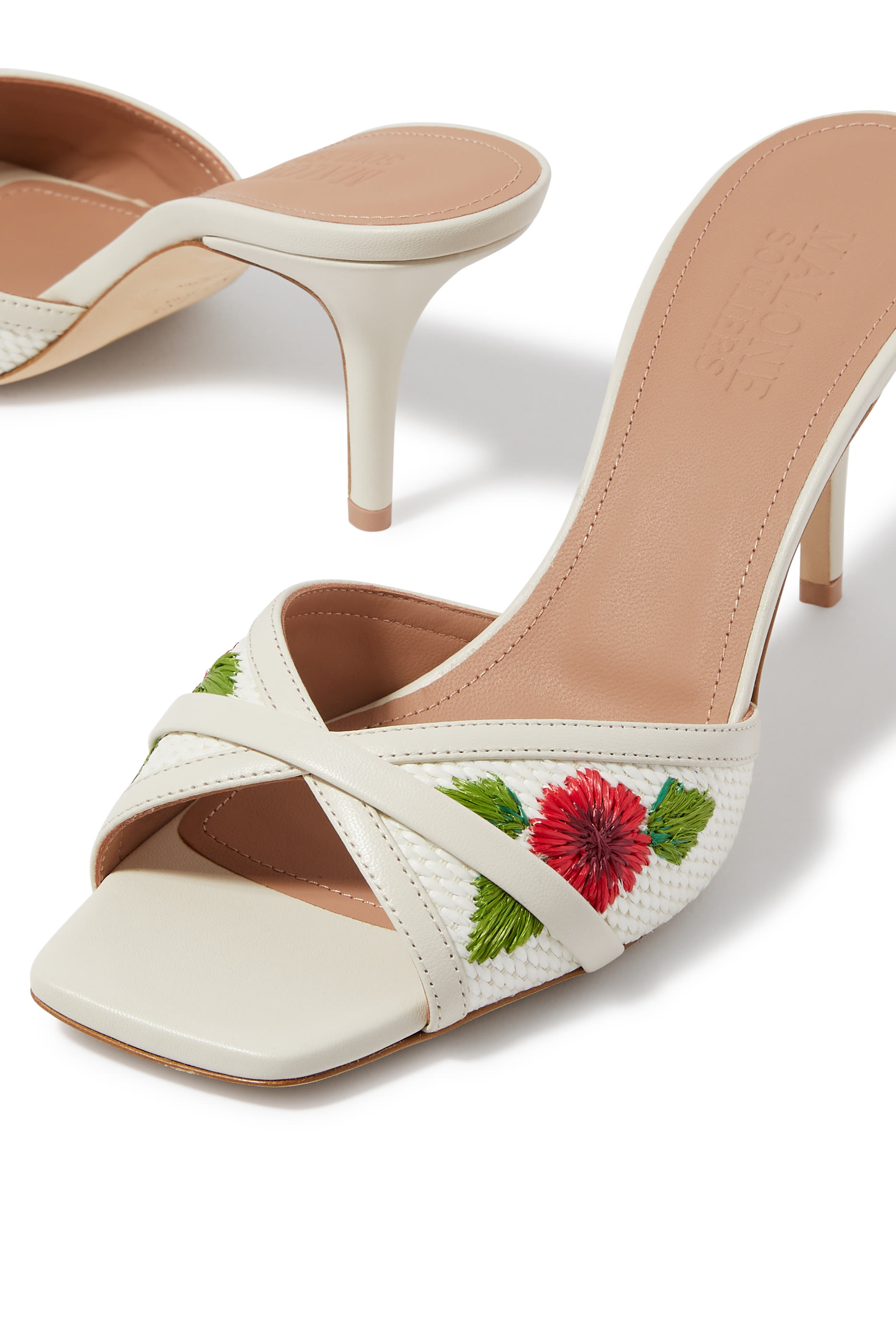 حذاء بيرلا 70 مفتوح من الخلف بمقدمة مفتوحة