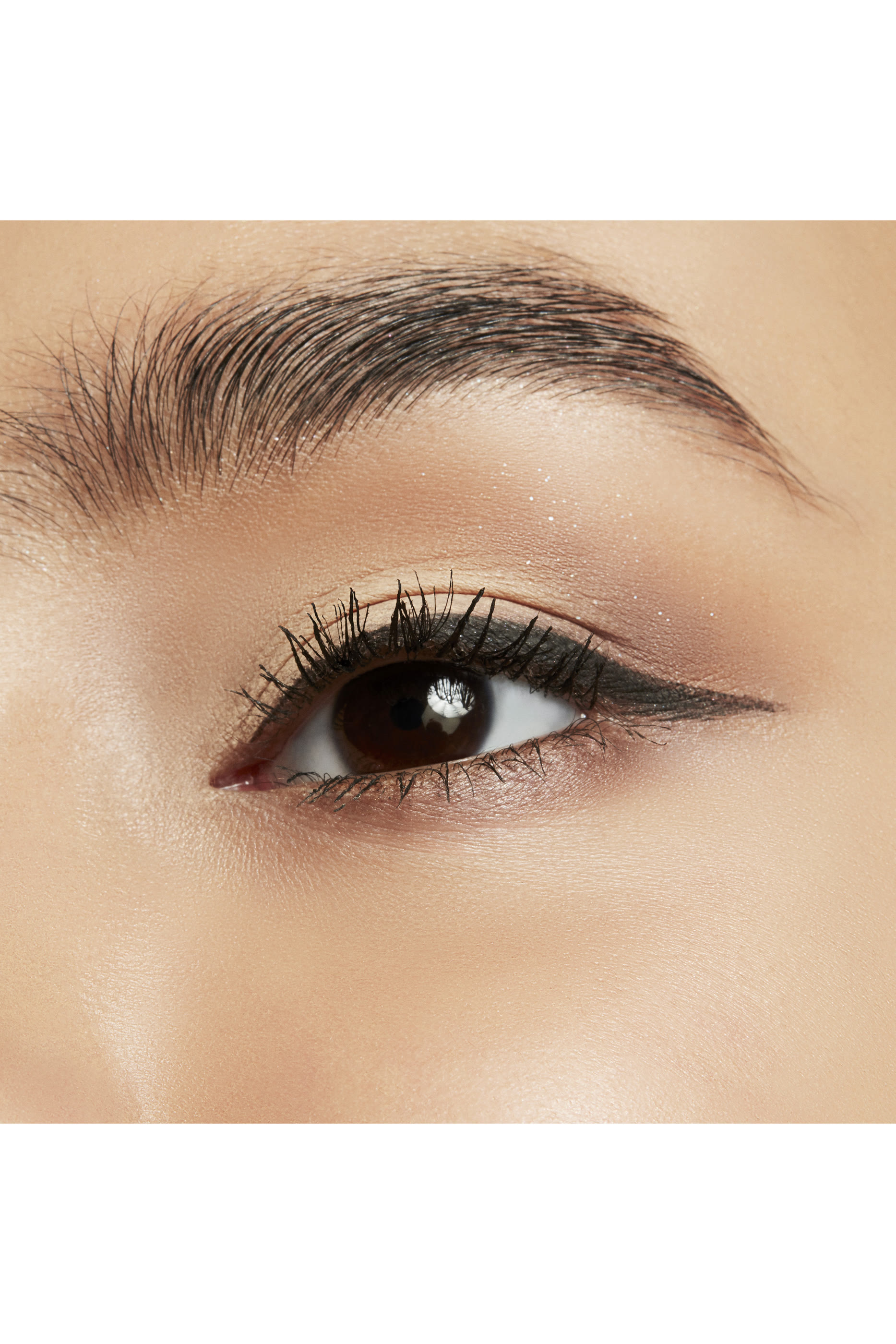 برايمر/ظل عيون كريمي بينت بوت برو يدوم طويلاً