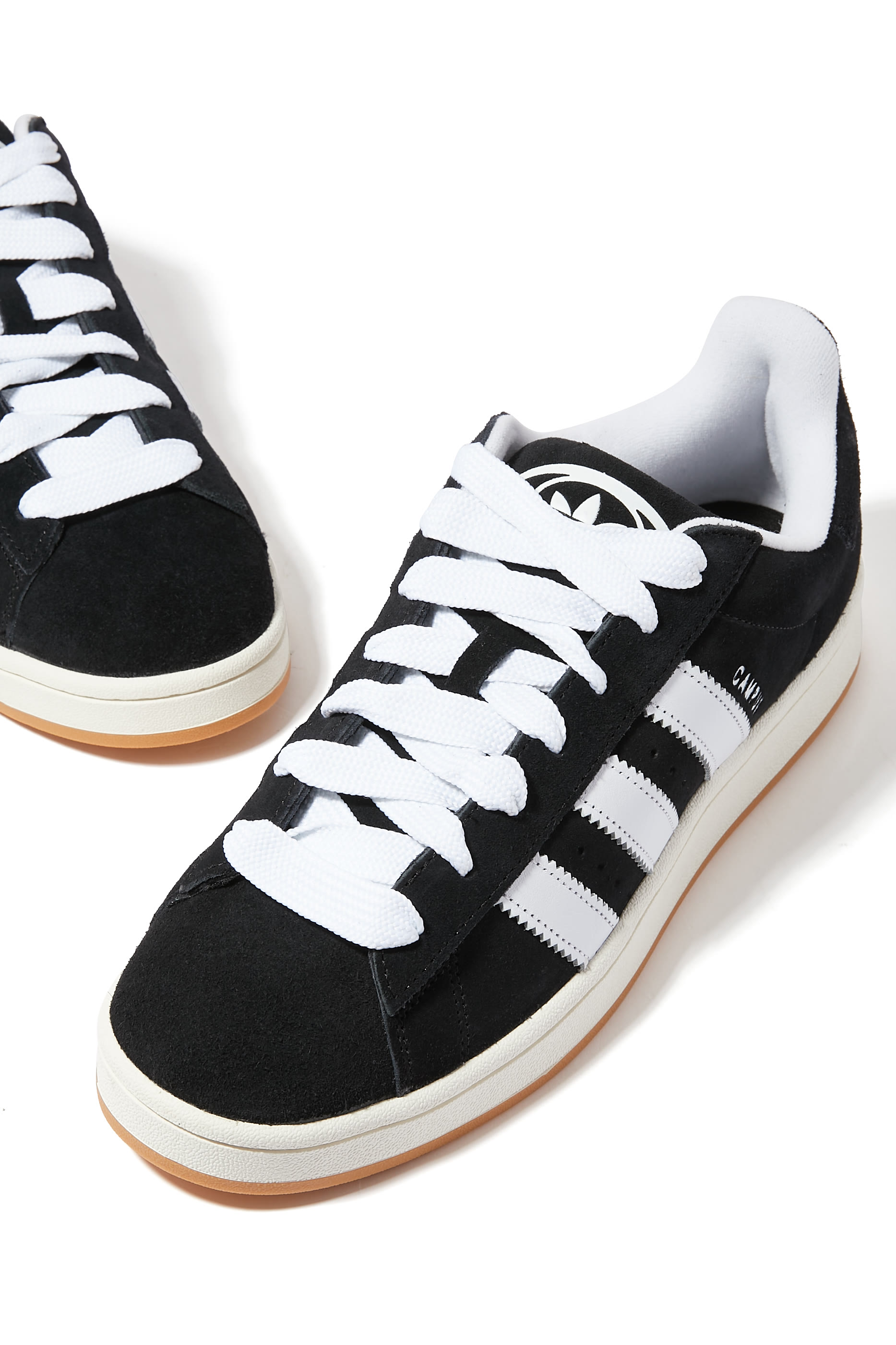 سنيكرز كامبس 00 اس