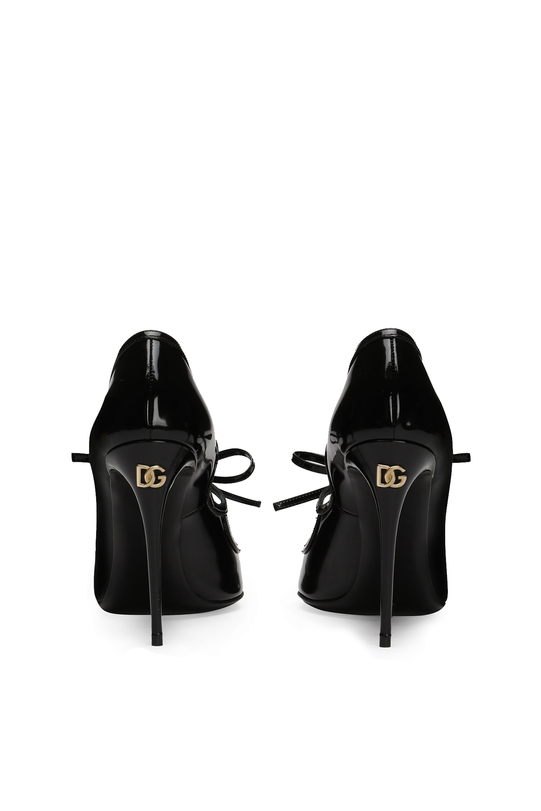 حذاء كلاسيكي 105 بأربطة جلد