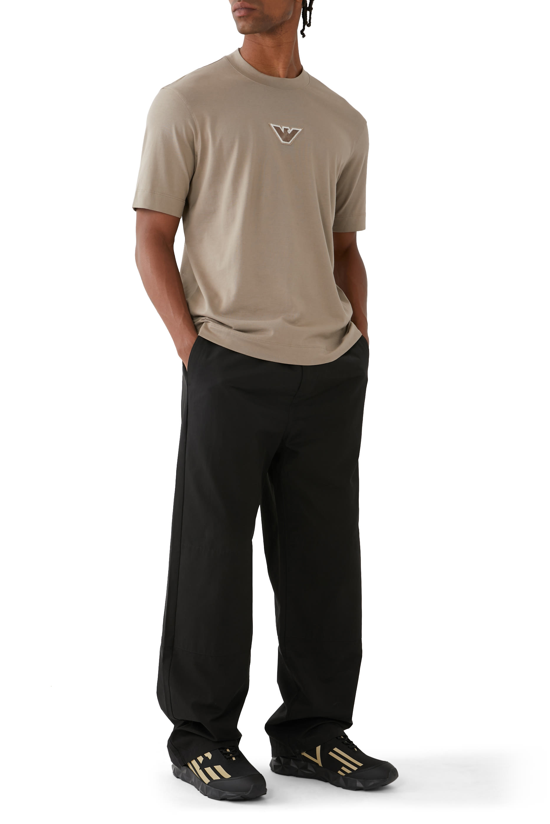 سنيكرز التيميت سي 2 كومبات بشعار الماركة